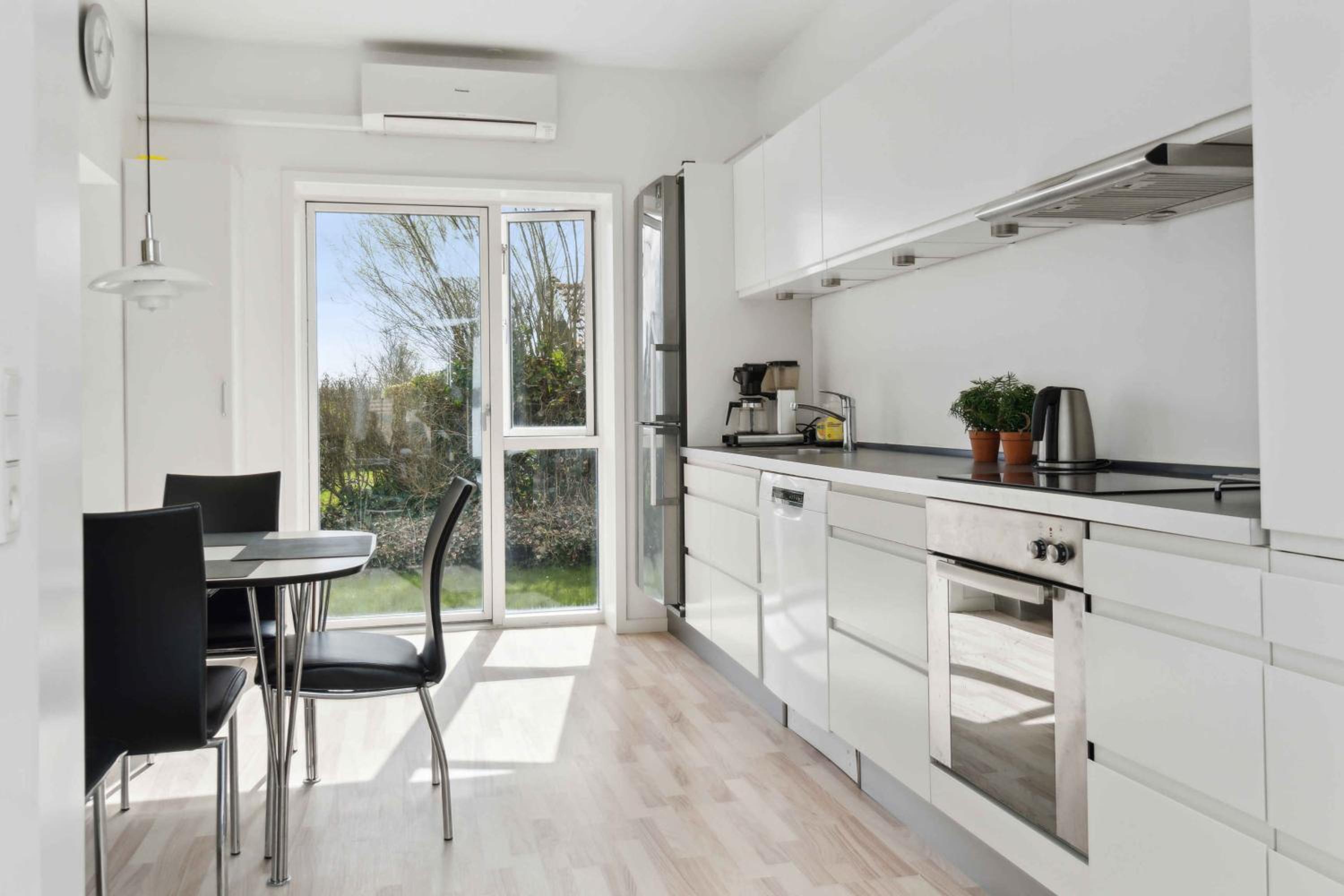 Modern Summer House With Fantastic Skylight