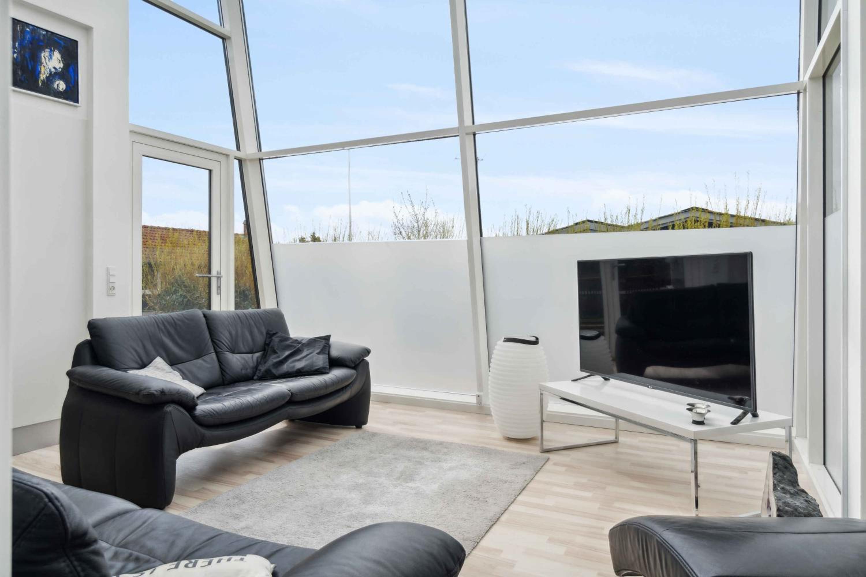 Modern Summer House With Fantastic Skylight