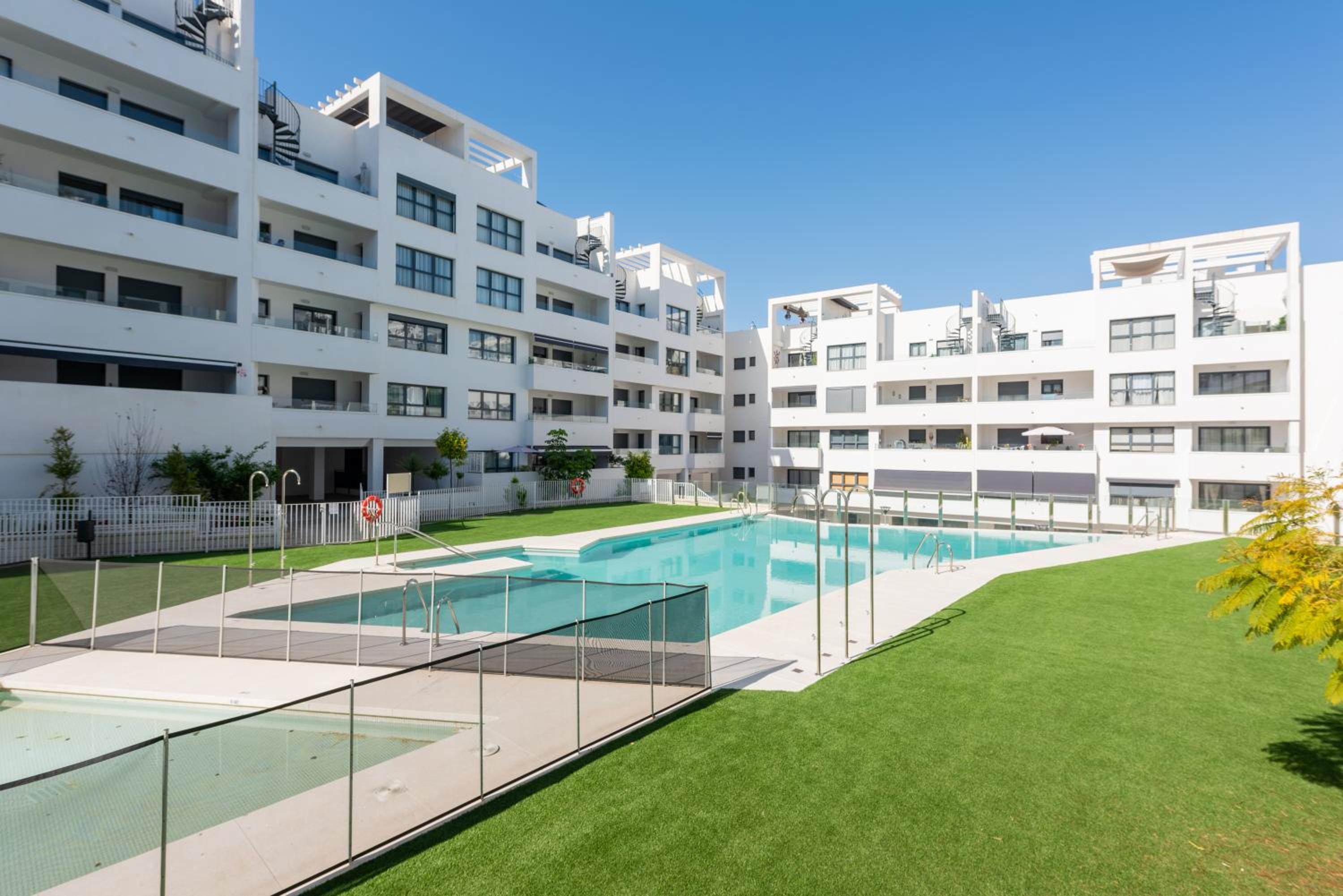Casa Estepona - 7 min to beach view 4