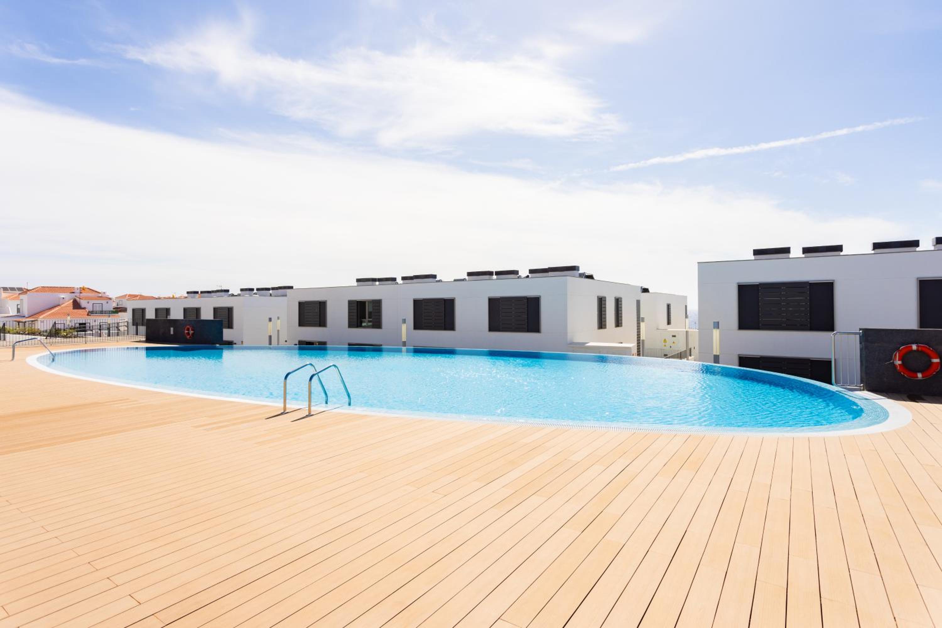 Maruxía Beach and Pool apartemnt