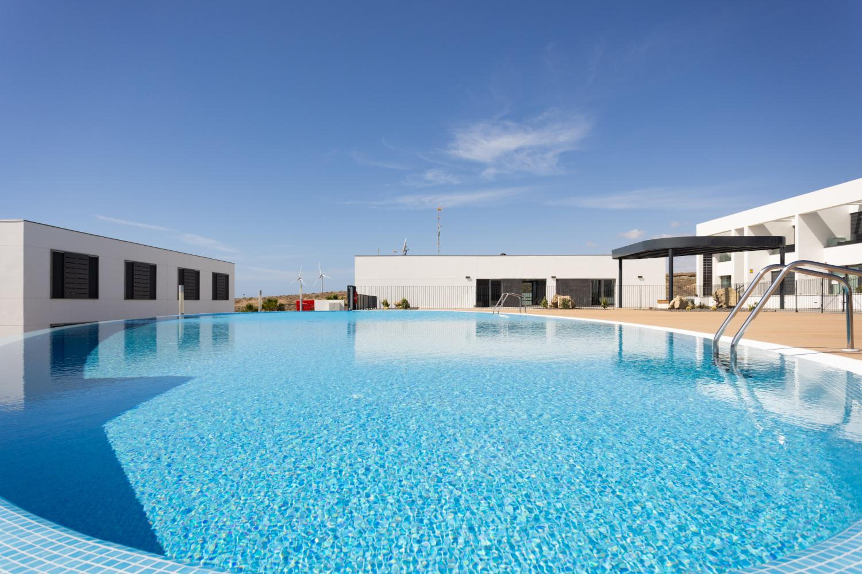 Maruxía Beach and Pool apartemnt