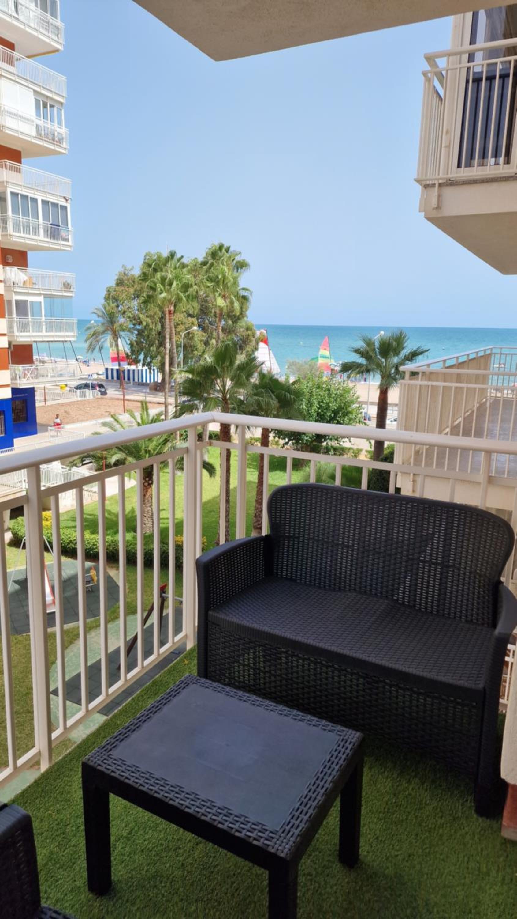 Perfect direct beach access