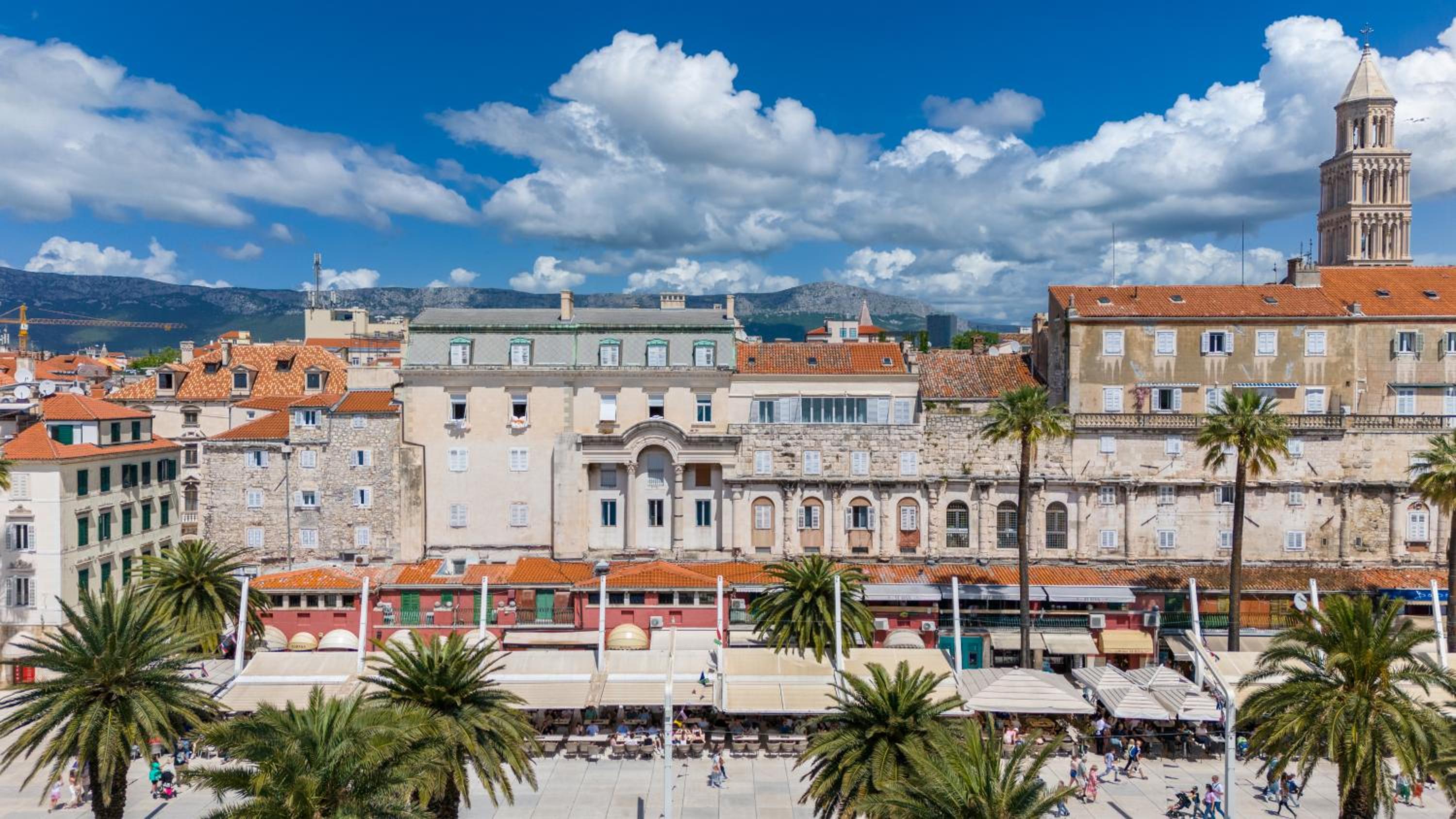 Hotel Imperial suite - Image 1