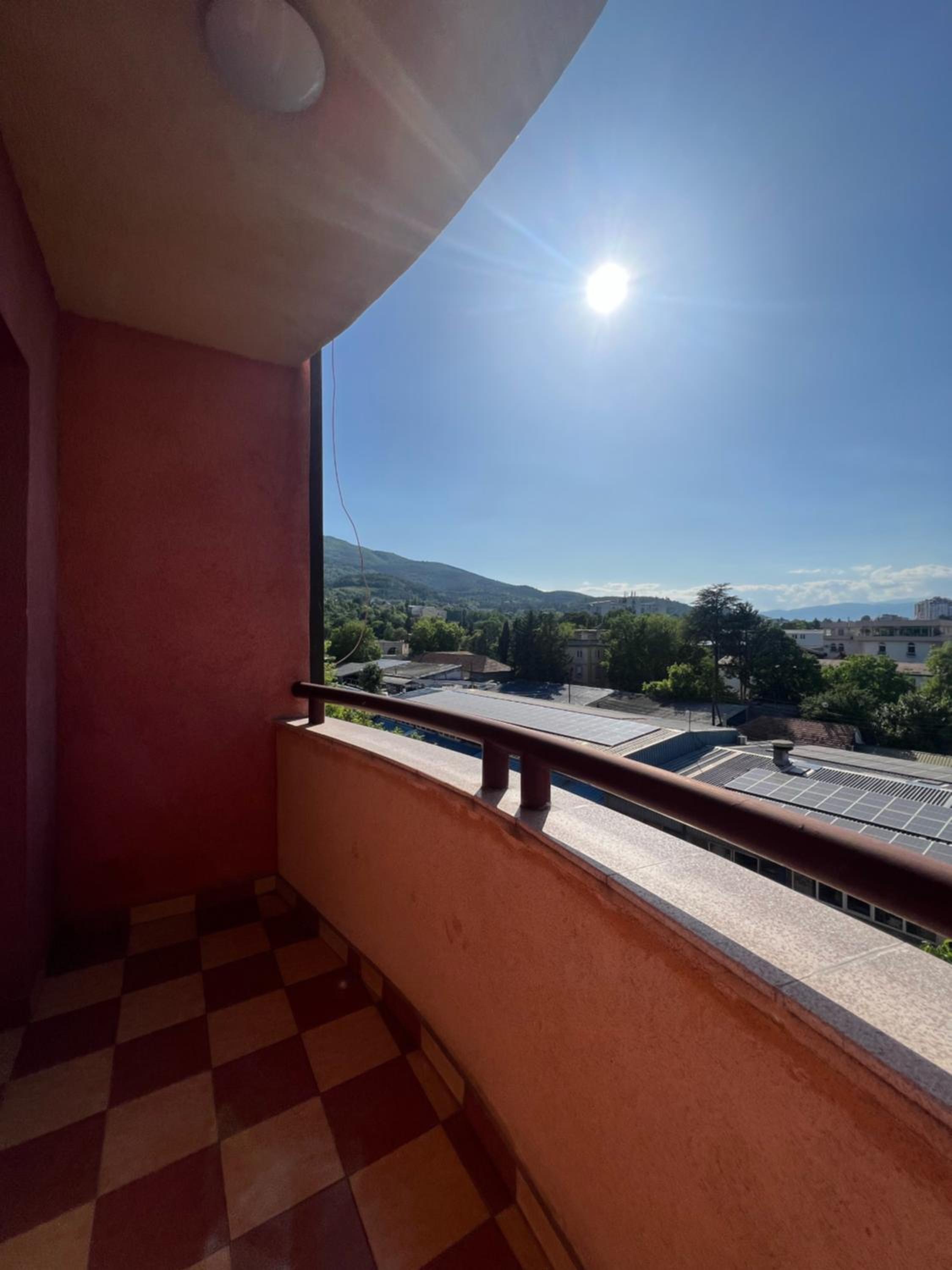 Cozy, modern apartment in the center of the city! view 2