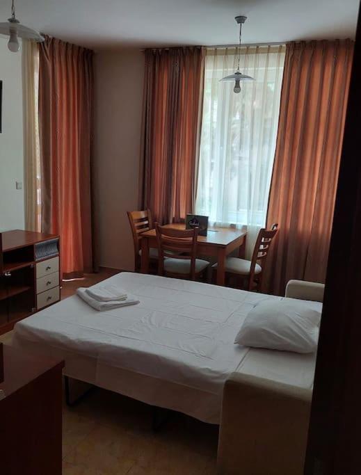 Beach apartment Ravda-Nesebar