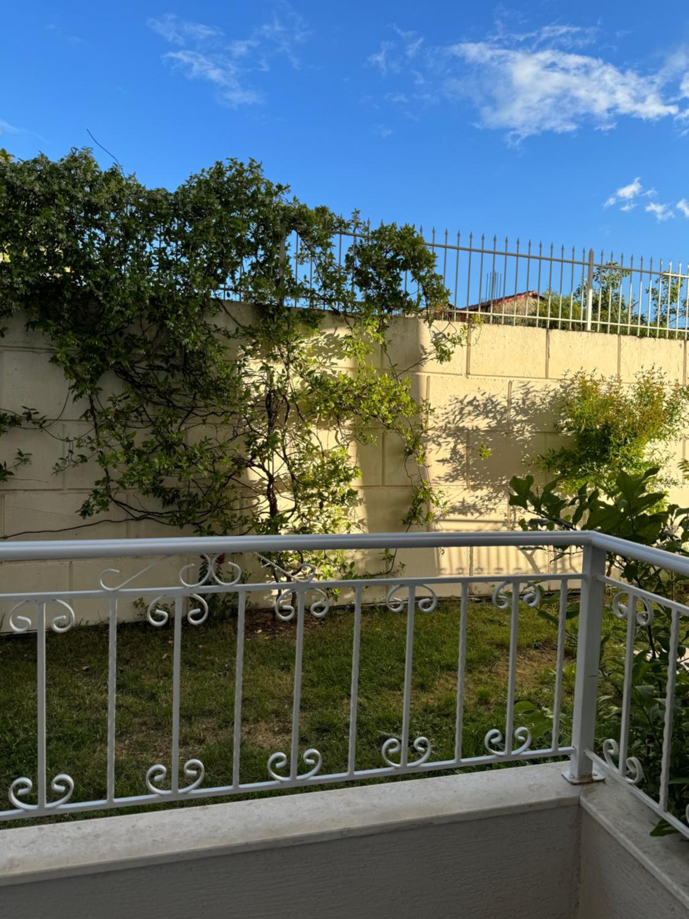 Villa August Ksamil