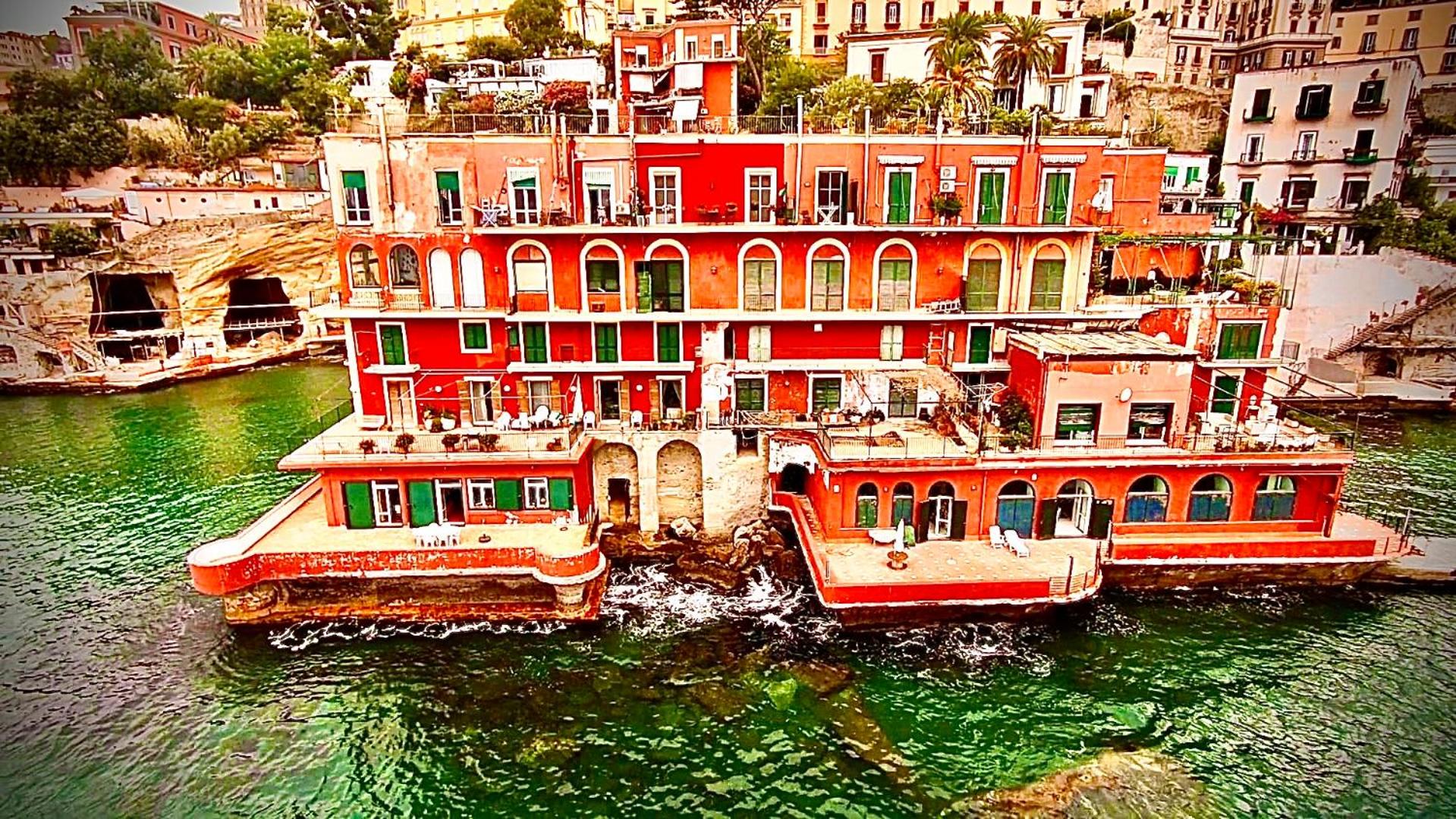 Grotta Romana Home