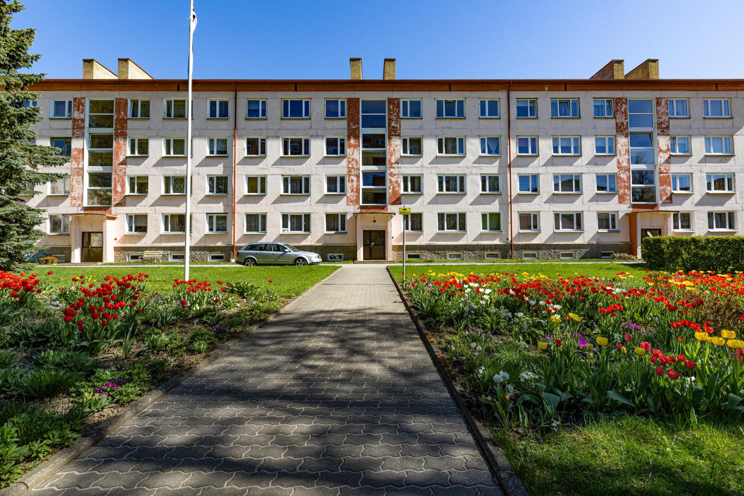 Kreutzwaldi 17 apartment view 3