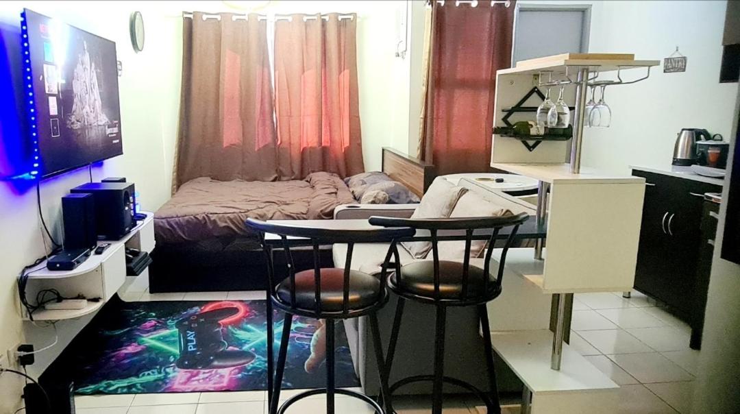 HeRo's Lair - Staycation near EK with Ps4 & more!