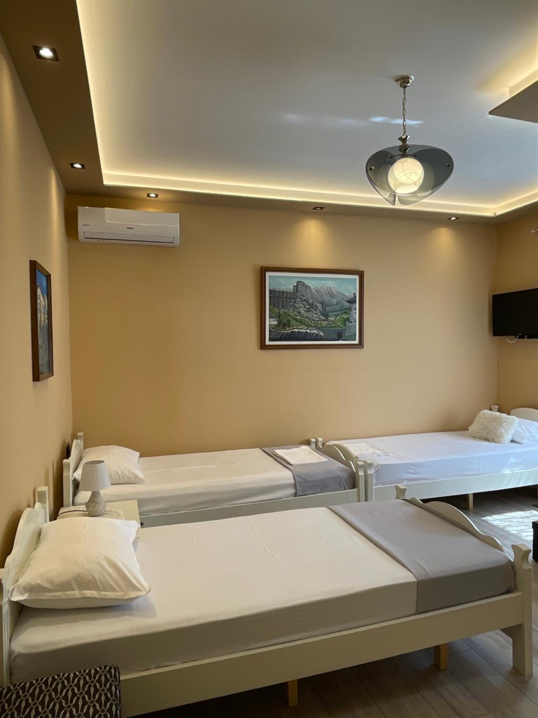 Latifi Guesthouse