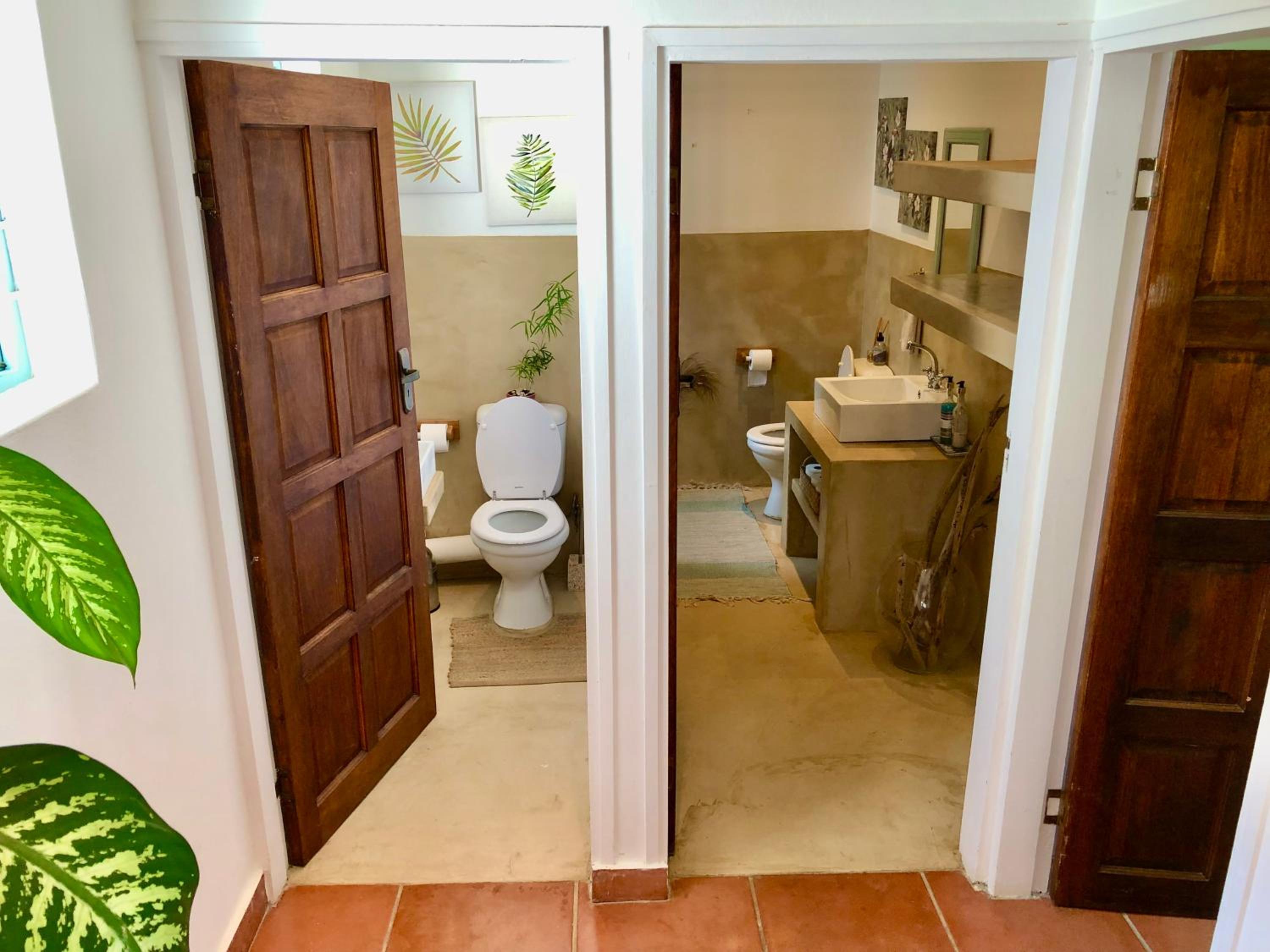 Woodlands Beach Villa