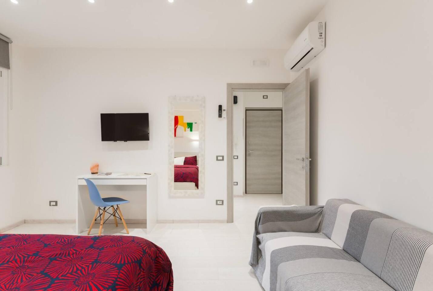 RomeEyes apartment
