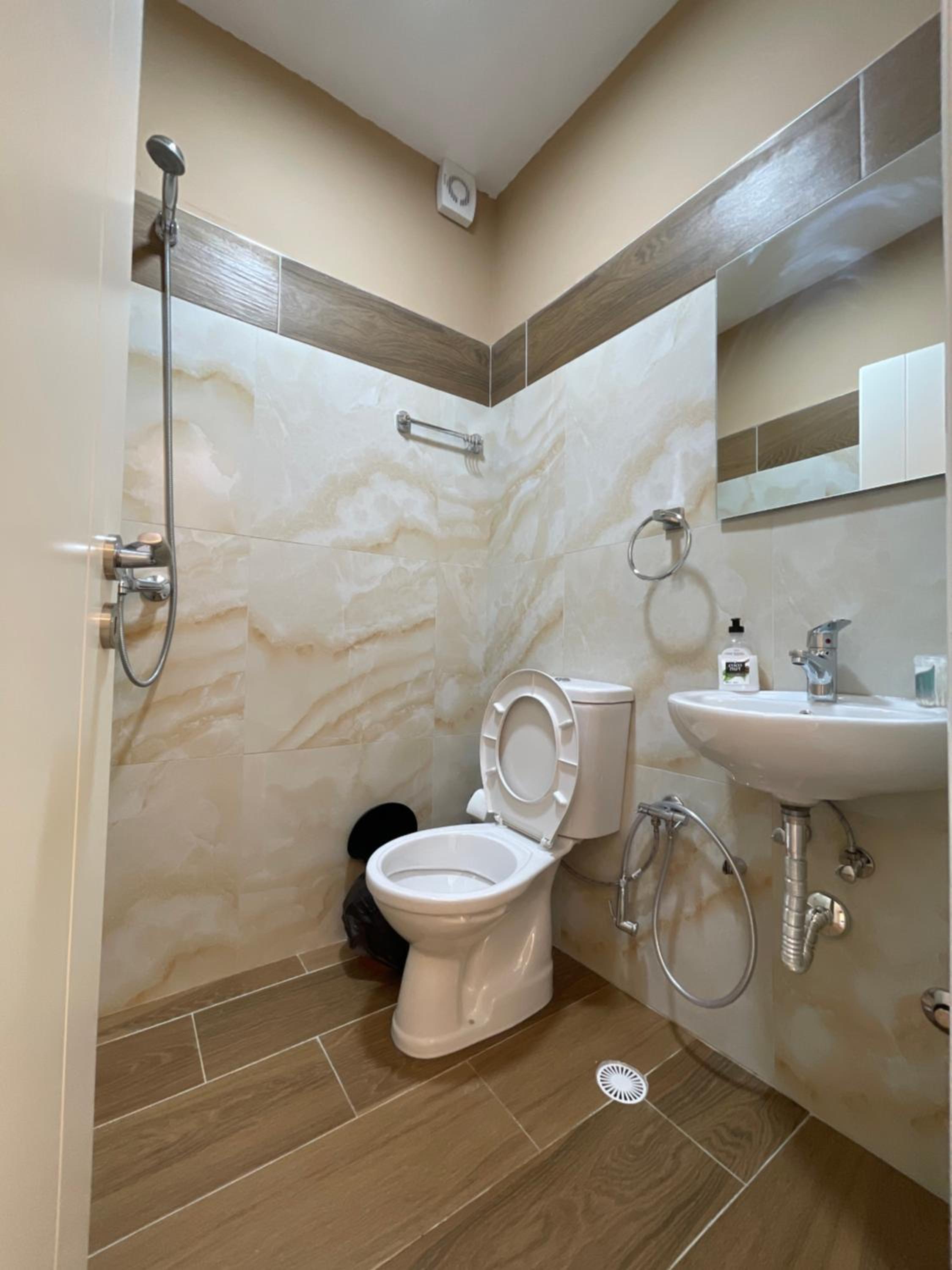 Latifi Guesthouse