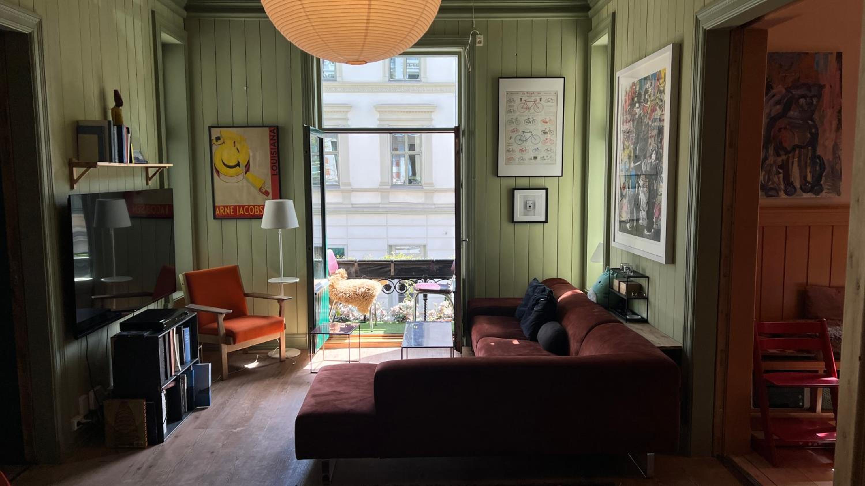 Elegant & Quiet Apartment in Historic House - Prime Location in Oslo West view 3
