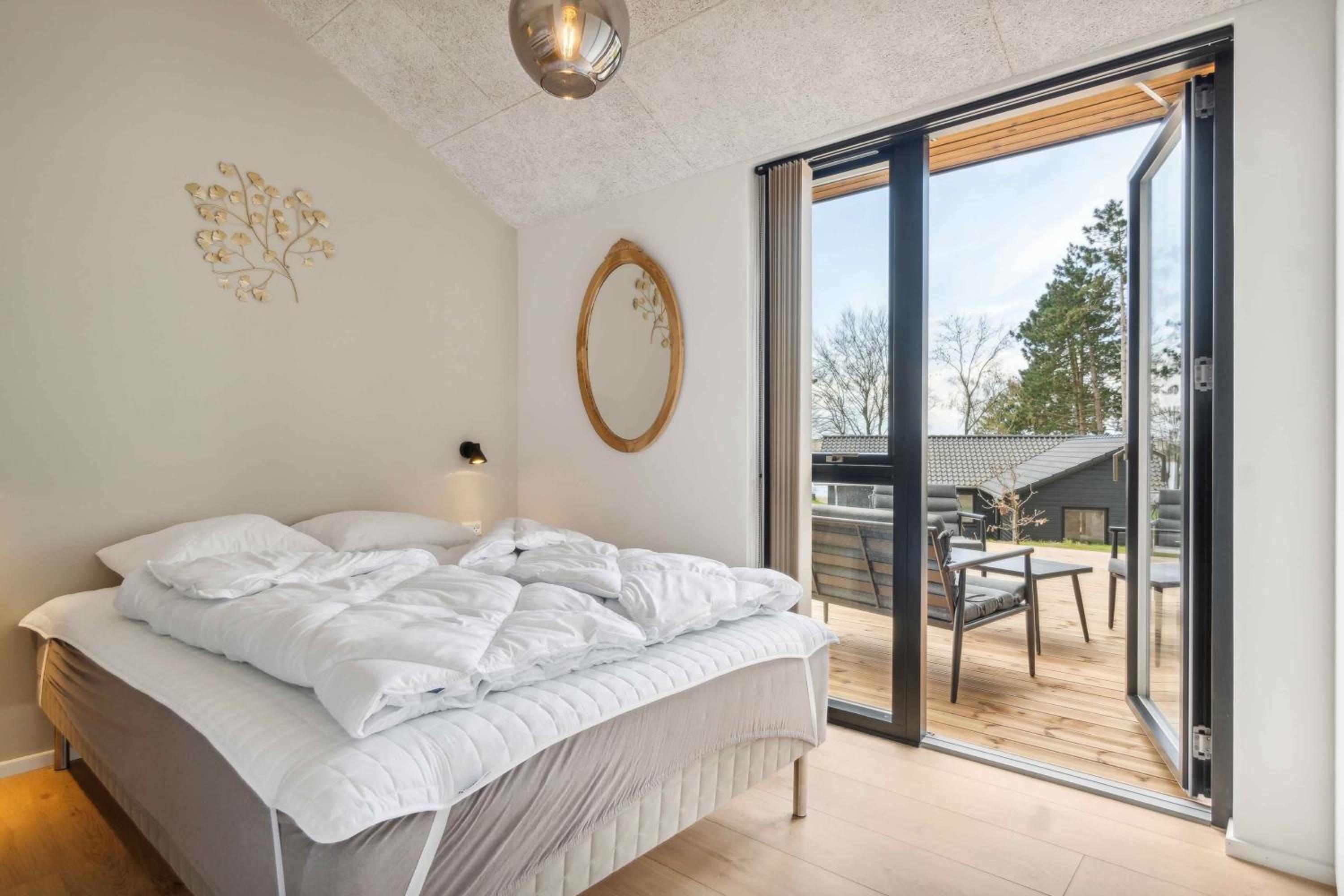 Impressive Holiday Cottage By The Helsnæs Bay view 2