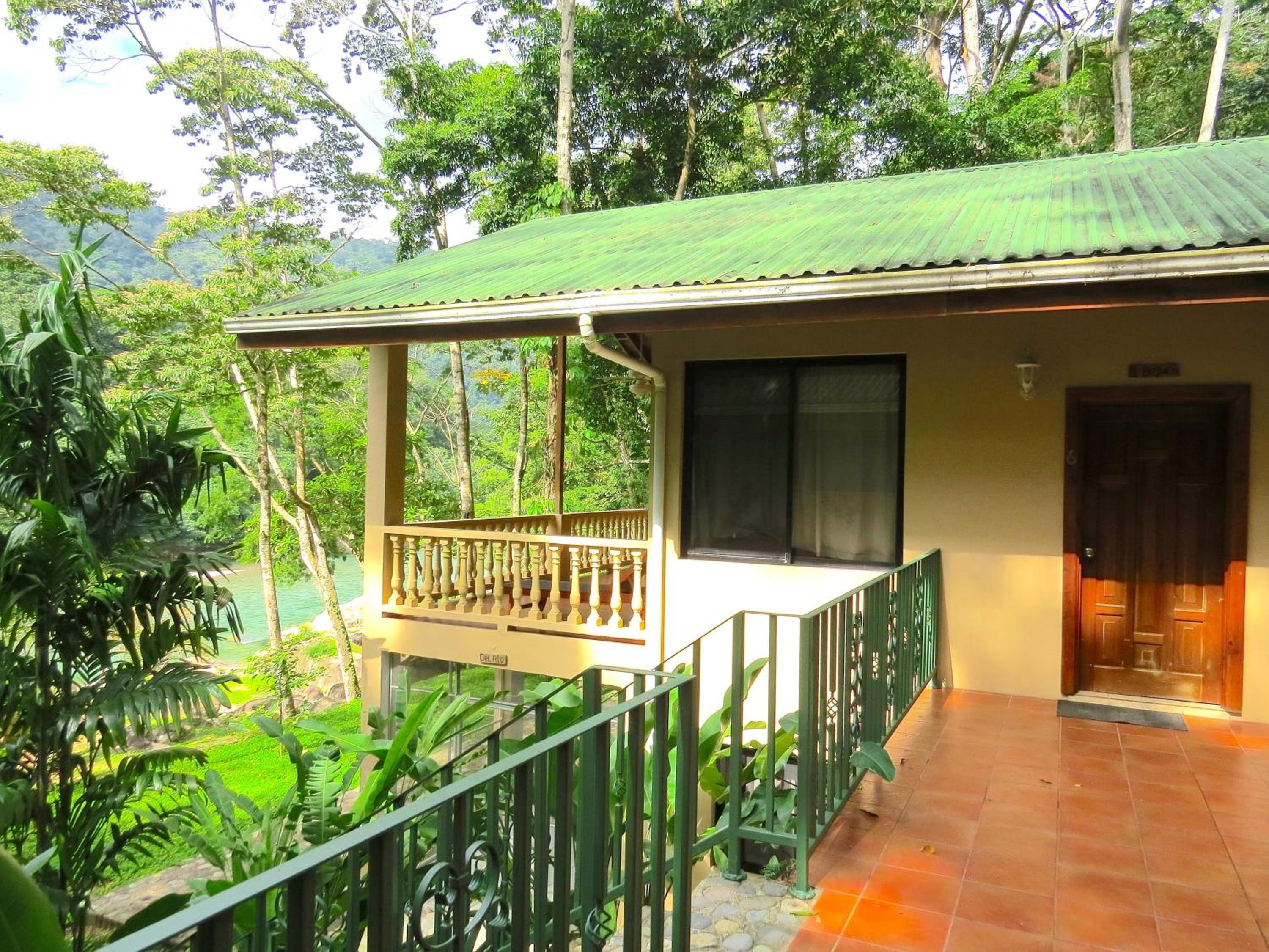 Villas Pico Bonito