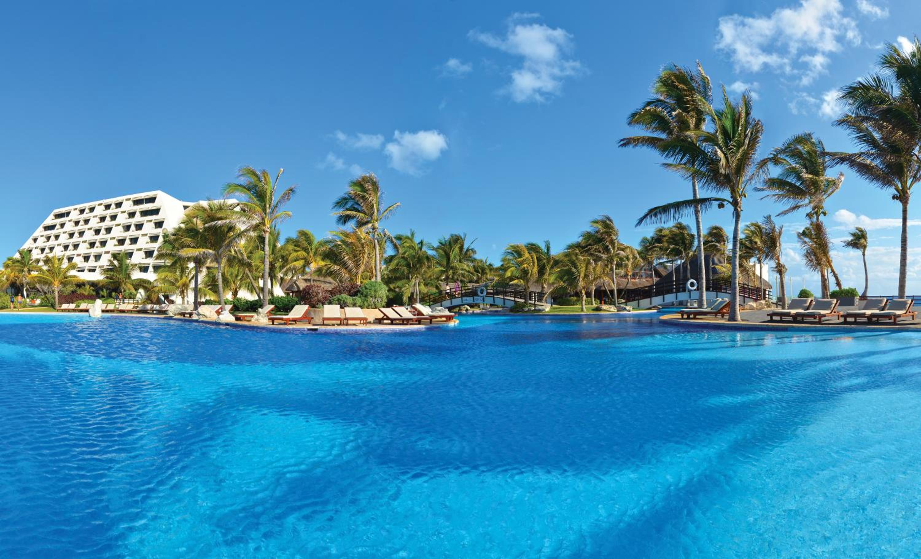 The Pyramid Cancun by Oasis - All Inclusive