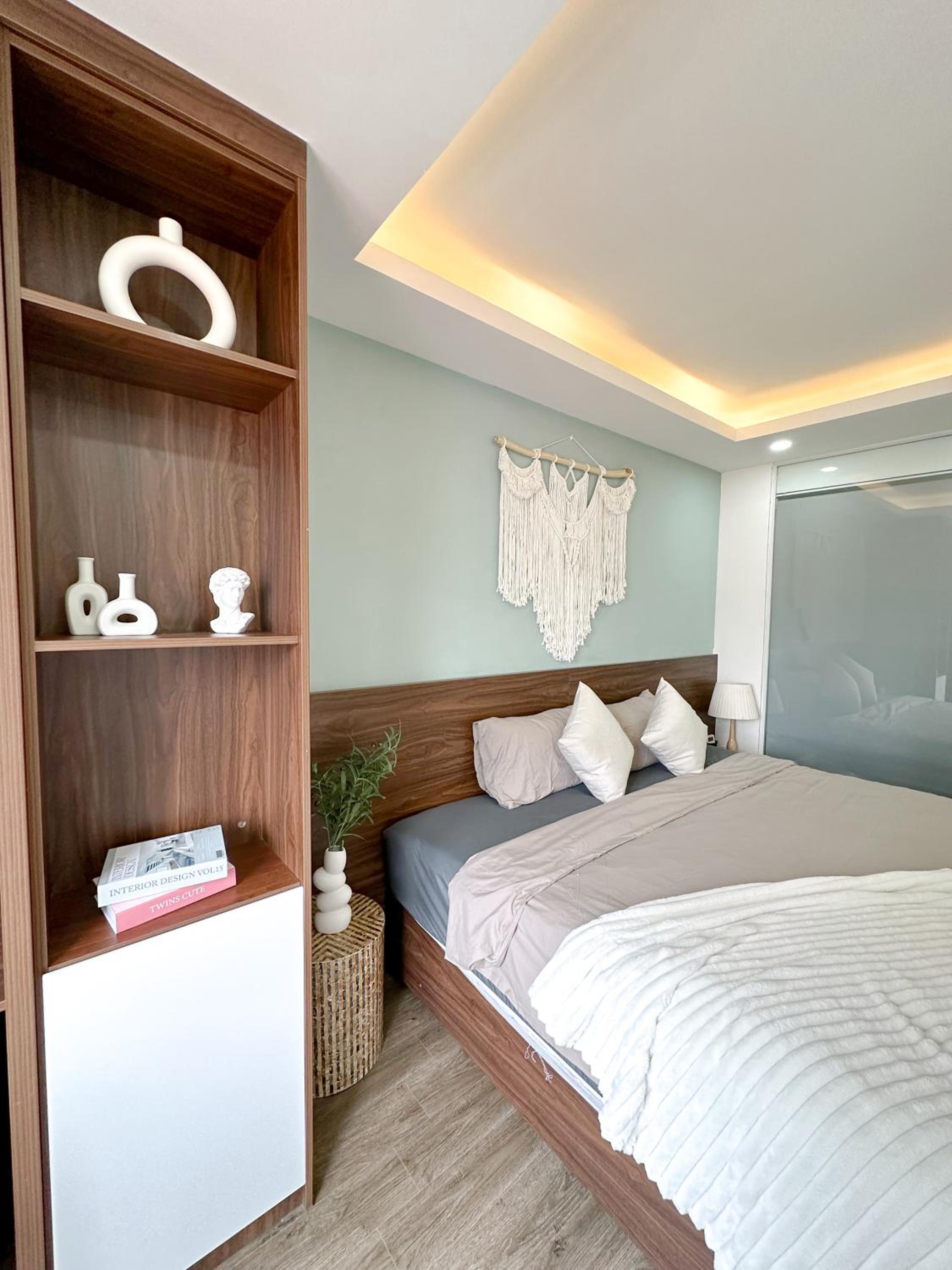 Green Hotel & Apartment HN - by BAY LUXURY