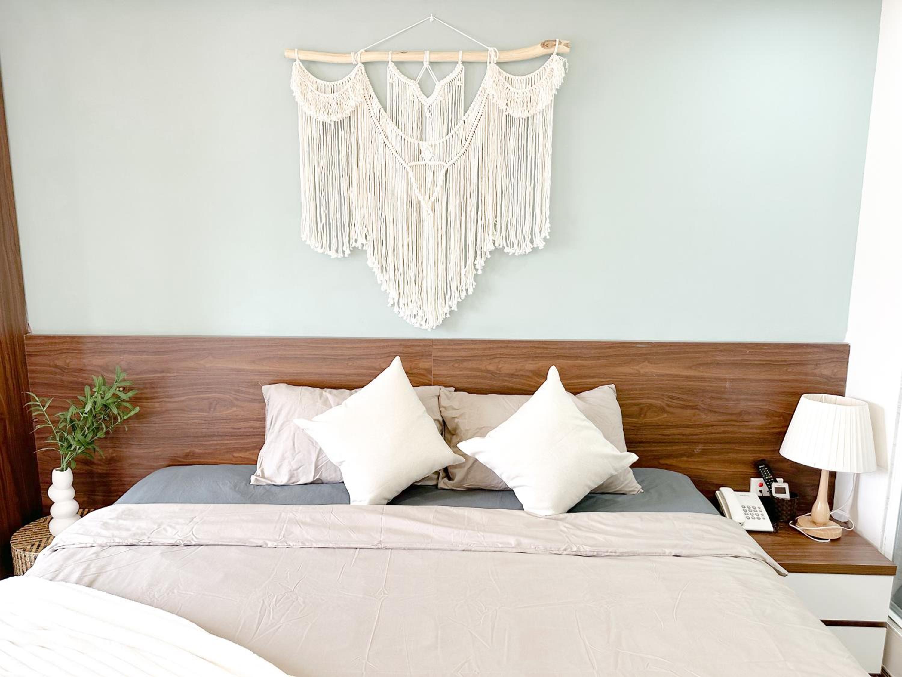 Green Hotel & Apartment HN - by BAY LUXURY