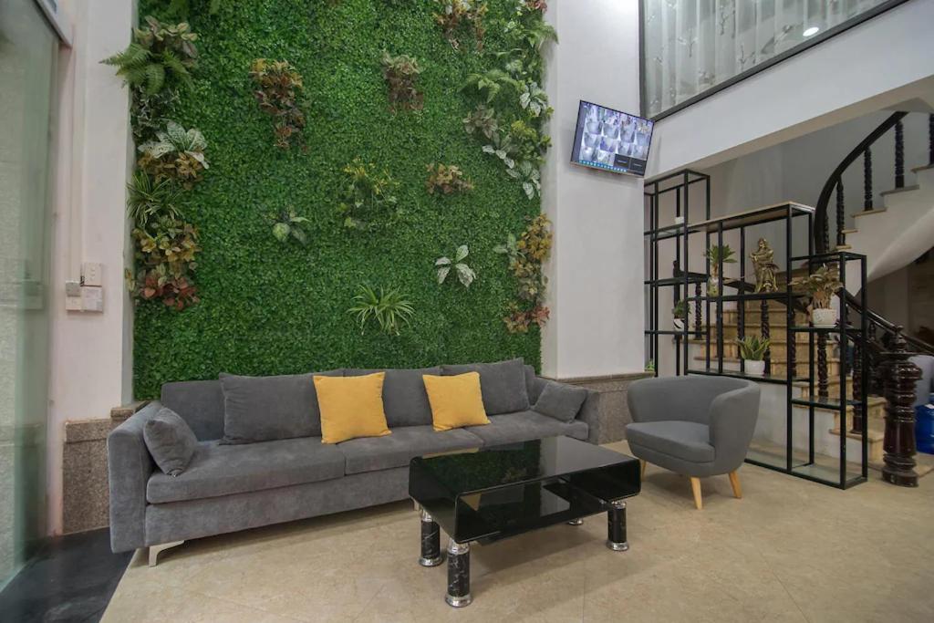 Green Hotel & Apartment HN - by BAY LUXURY