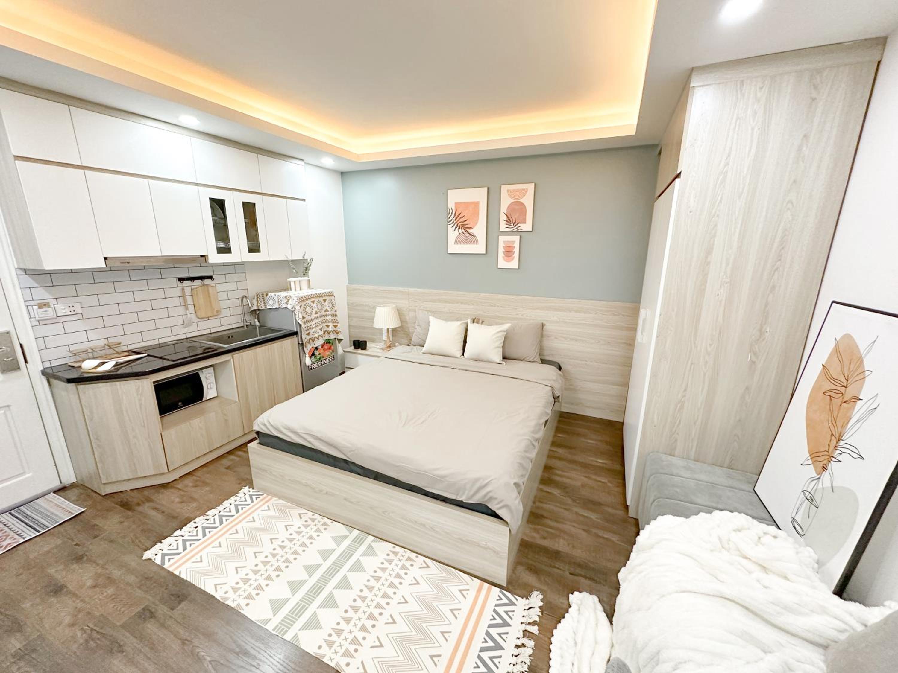 Green Hotel & Apartment HN - by BAY LUXURY