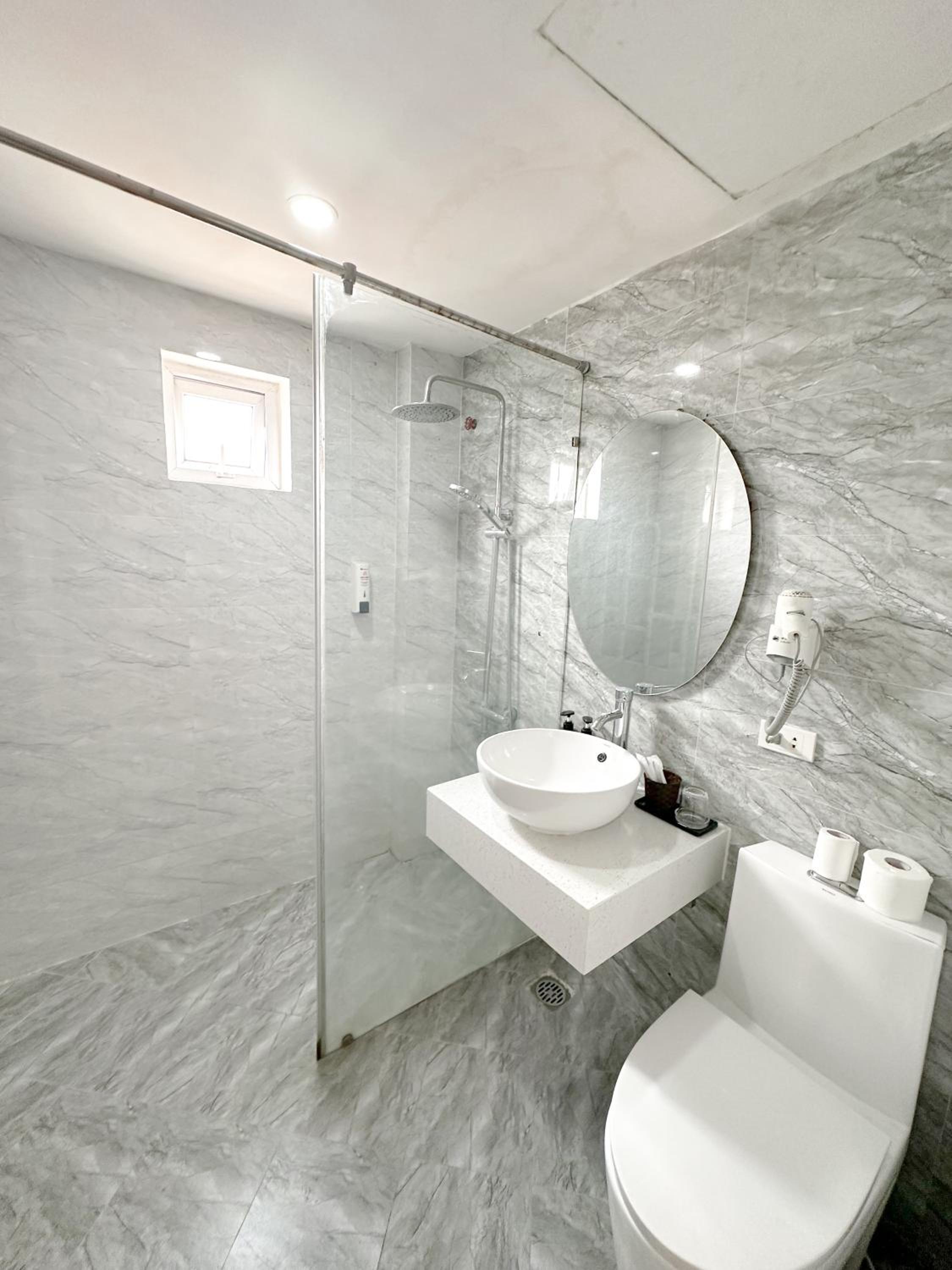 Green Hotel & Apartment HN - by BAY LUXURY