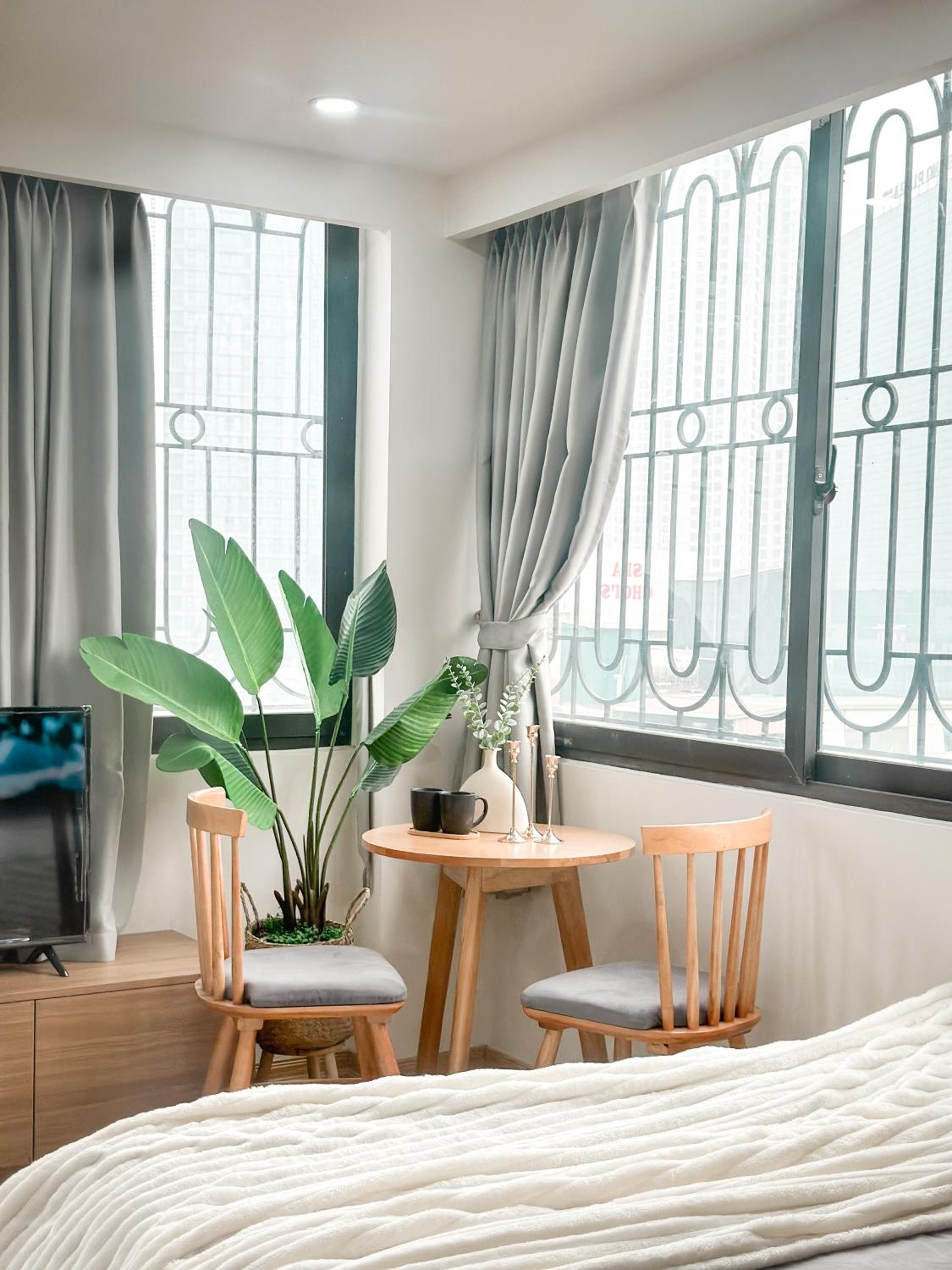 Green Hotel & Apartment HN - by BAY LUXURY
