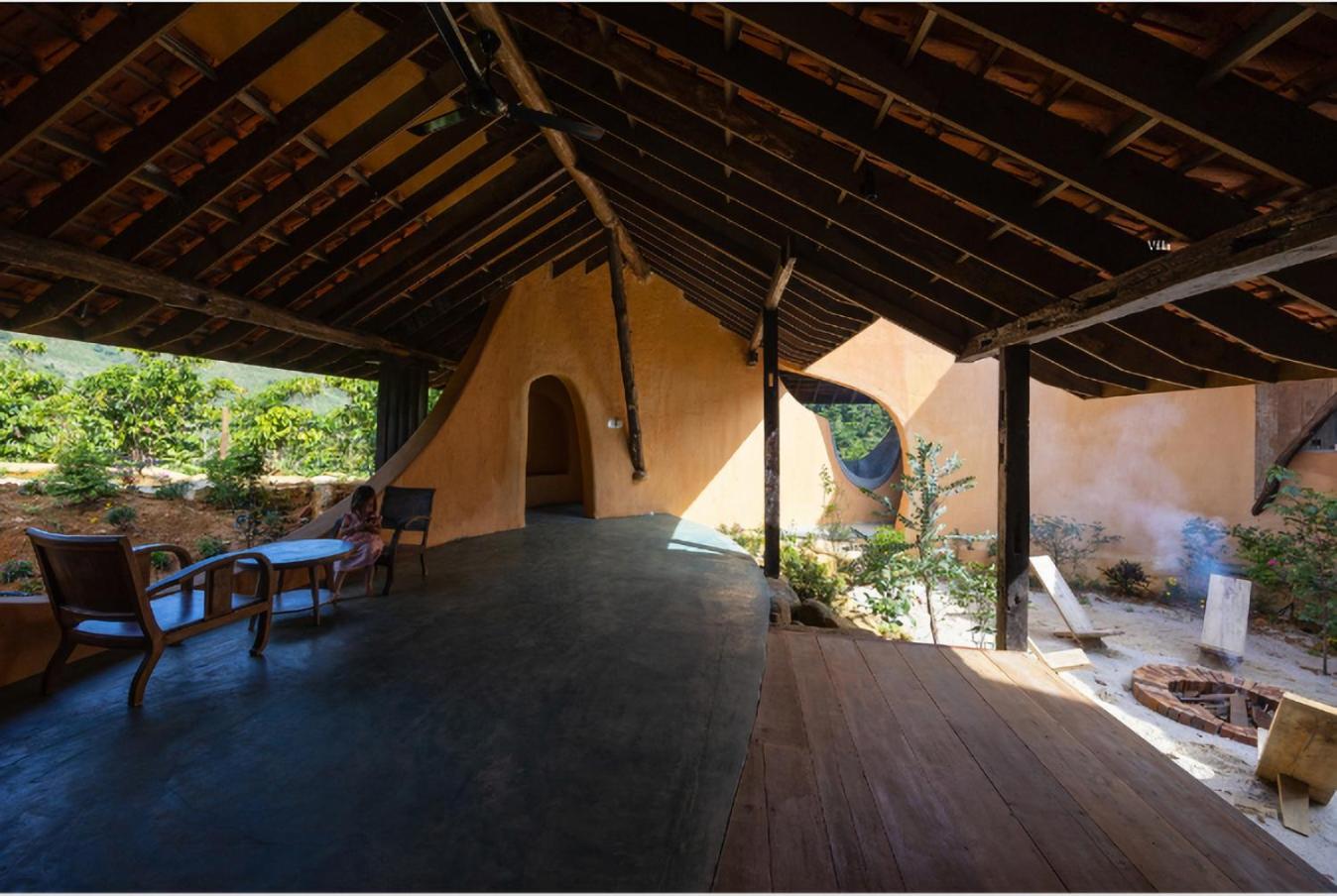 Cao Lan Hamlet view 3