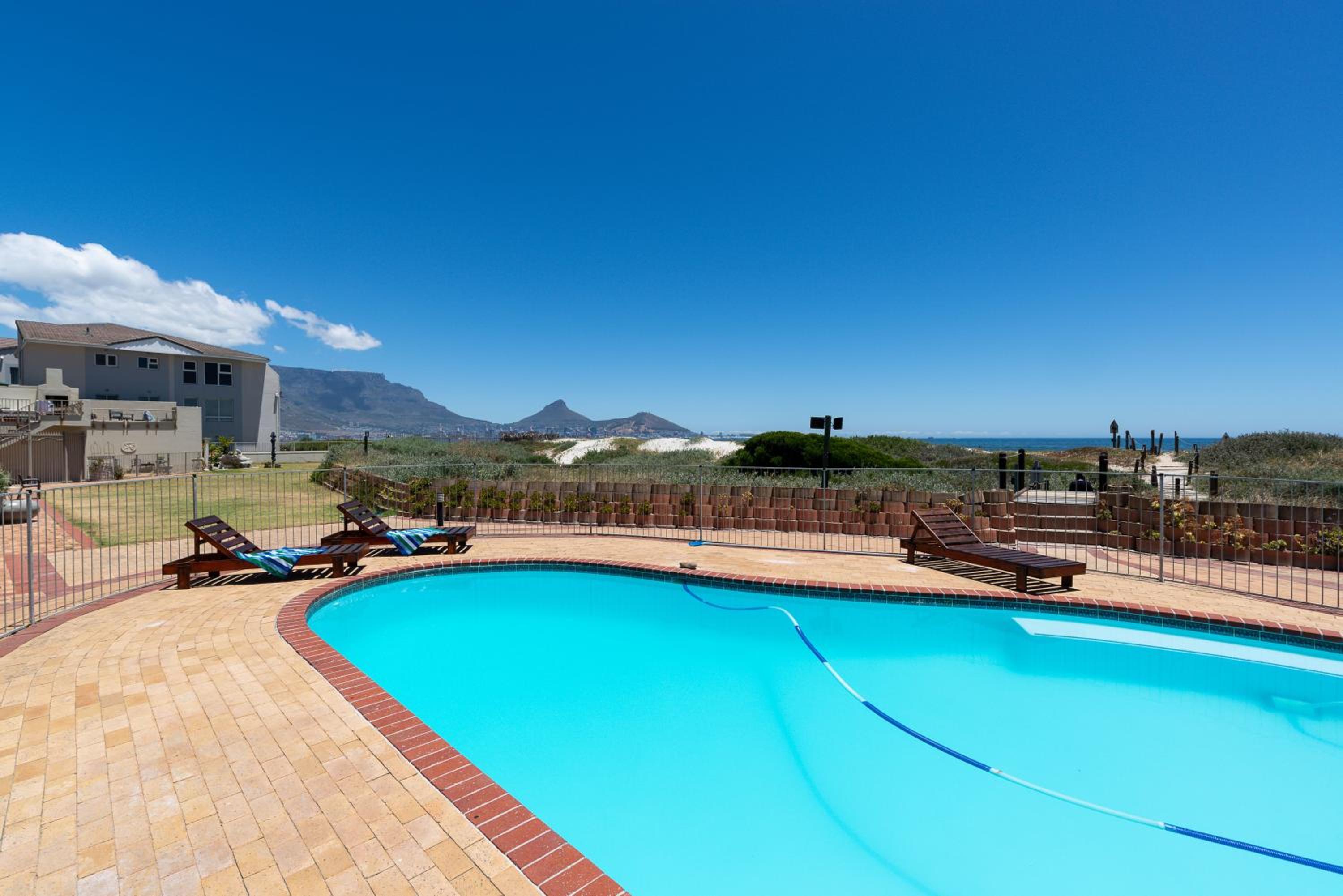 Lagoon Beach Penthouse view 3