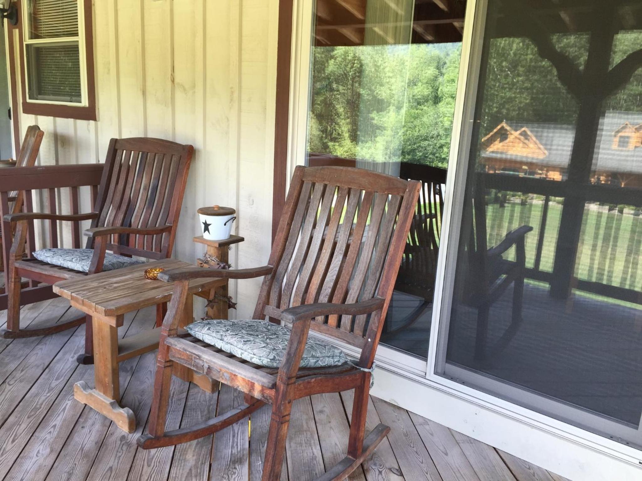 Rough Cut Lodge