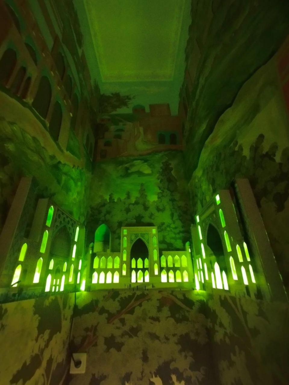 Qozi Hotel