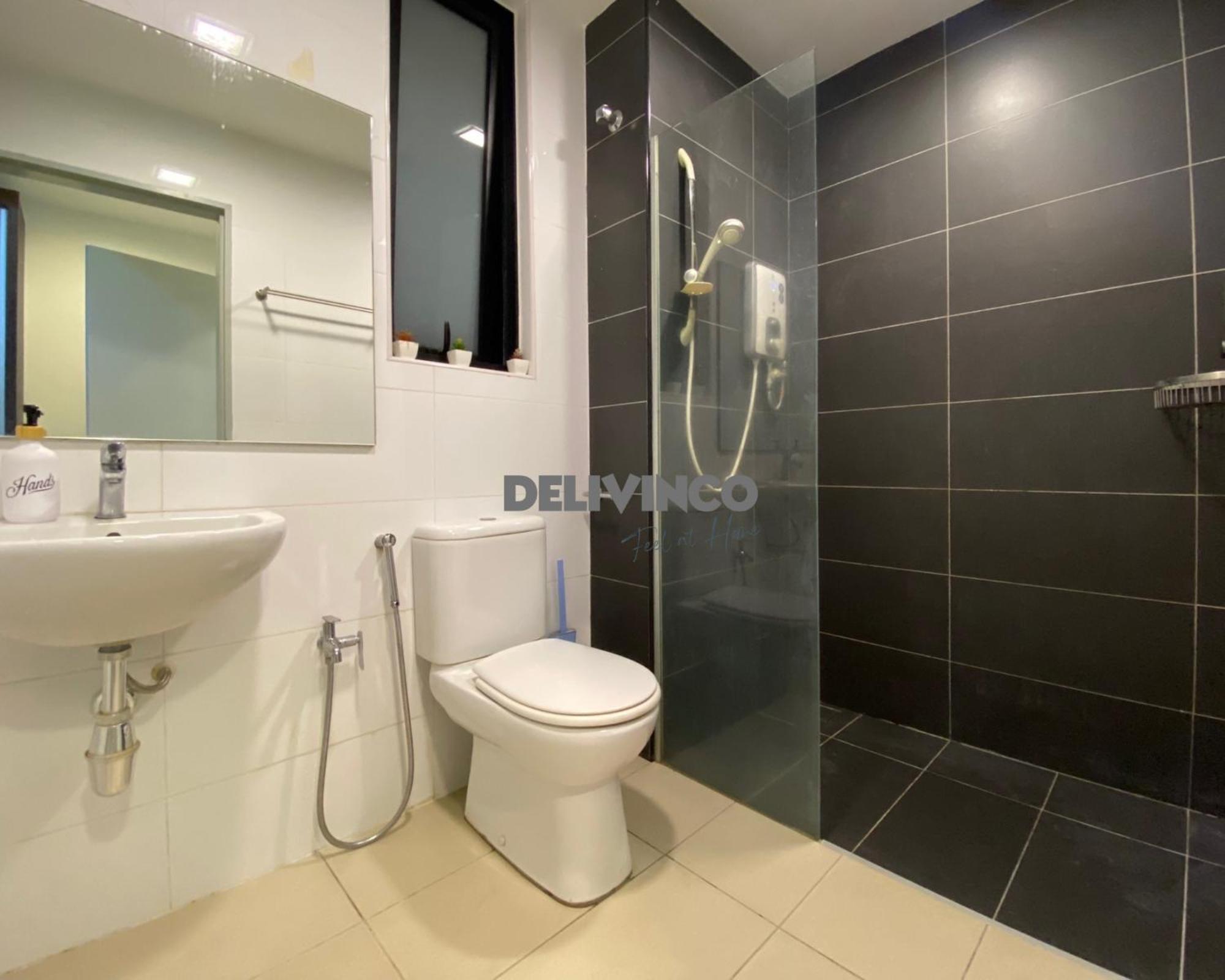 Comfy 2 bedroom for 6 pax, 3mins walk to Kamalinda