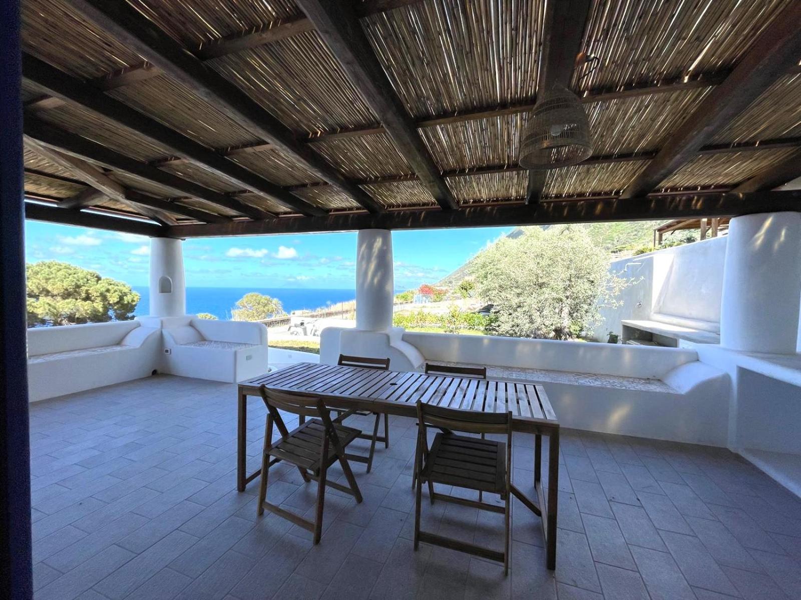 Case a Malfa - Alba & Rosina, Isola Salina photo 3