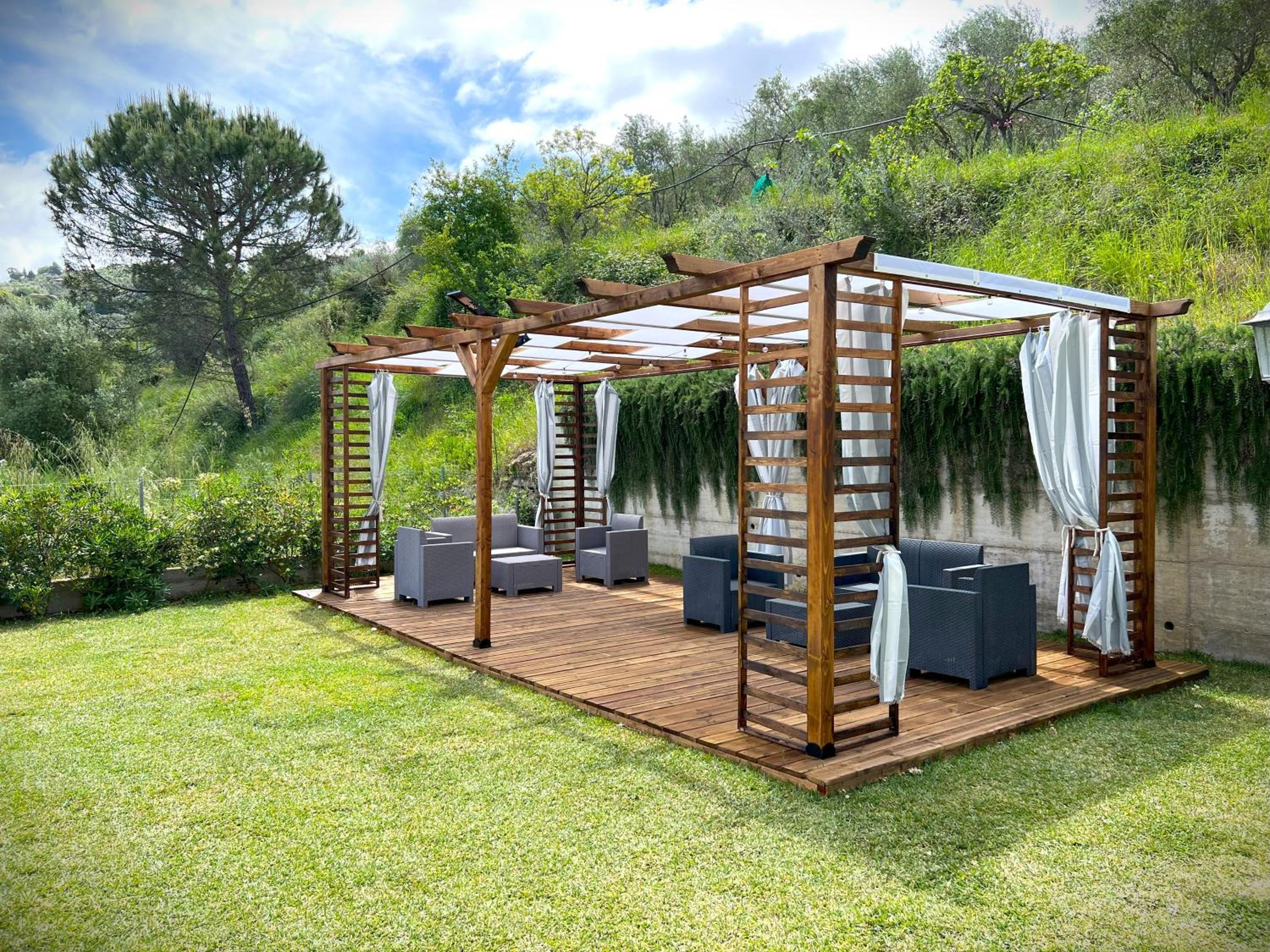 Country Holidays Residence view 3