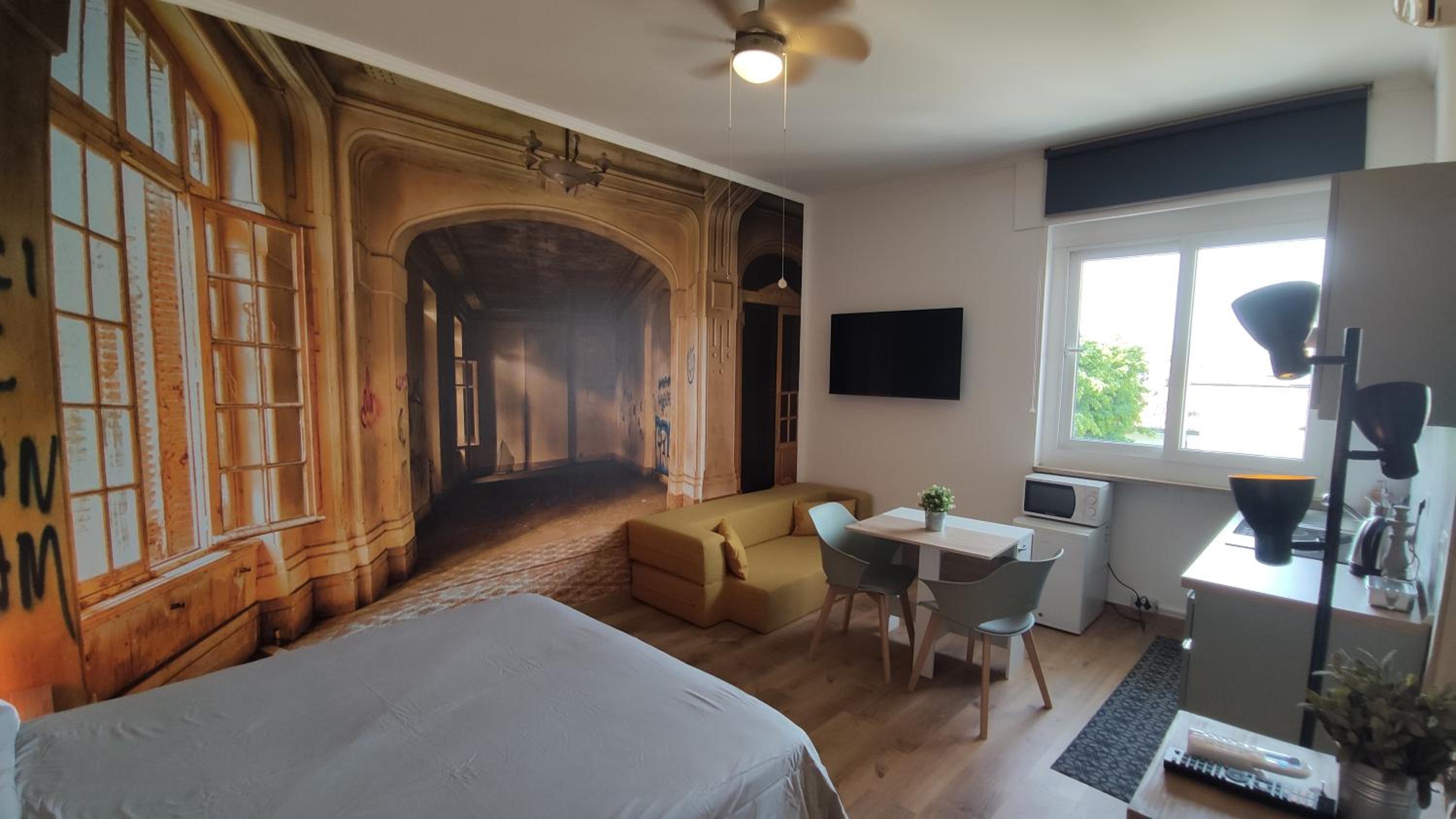 hotel room