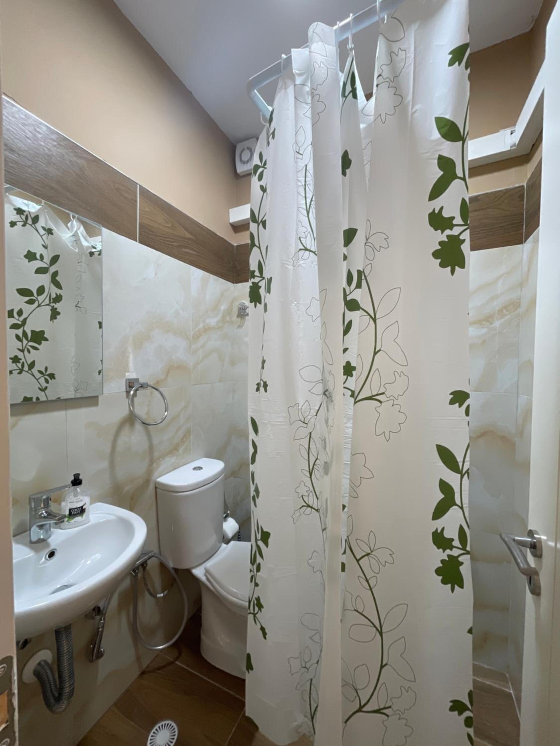 Latifi Guesthouse