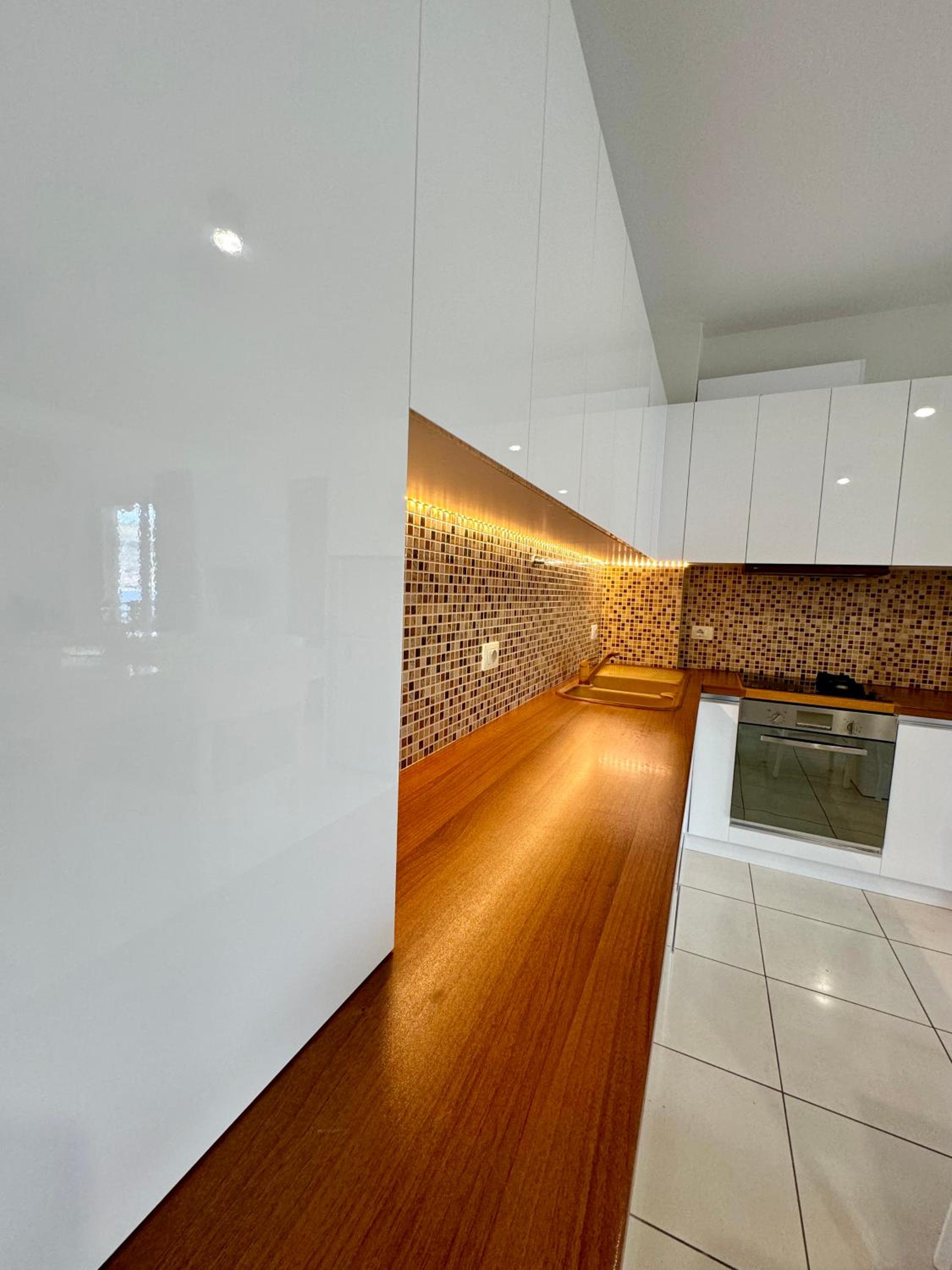 Belaire luxury apartment Sarandë