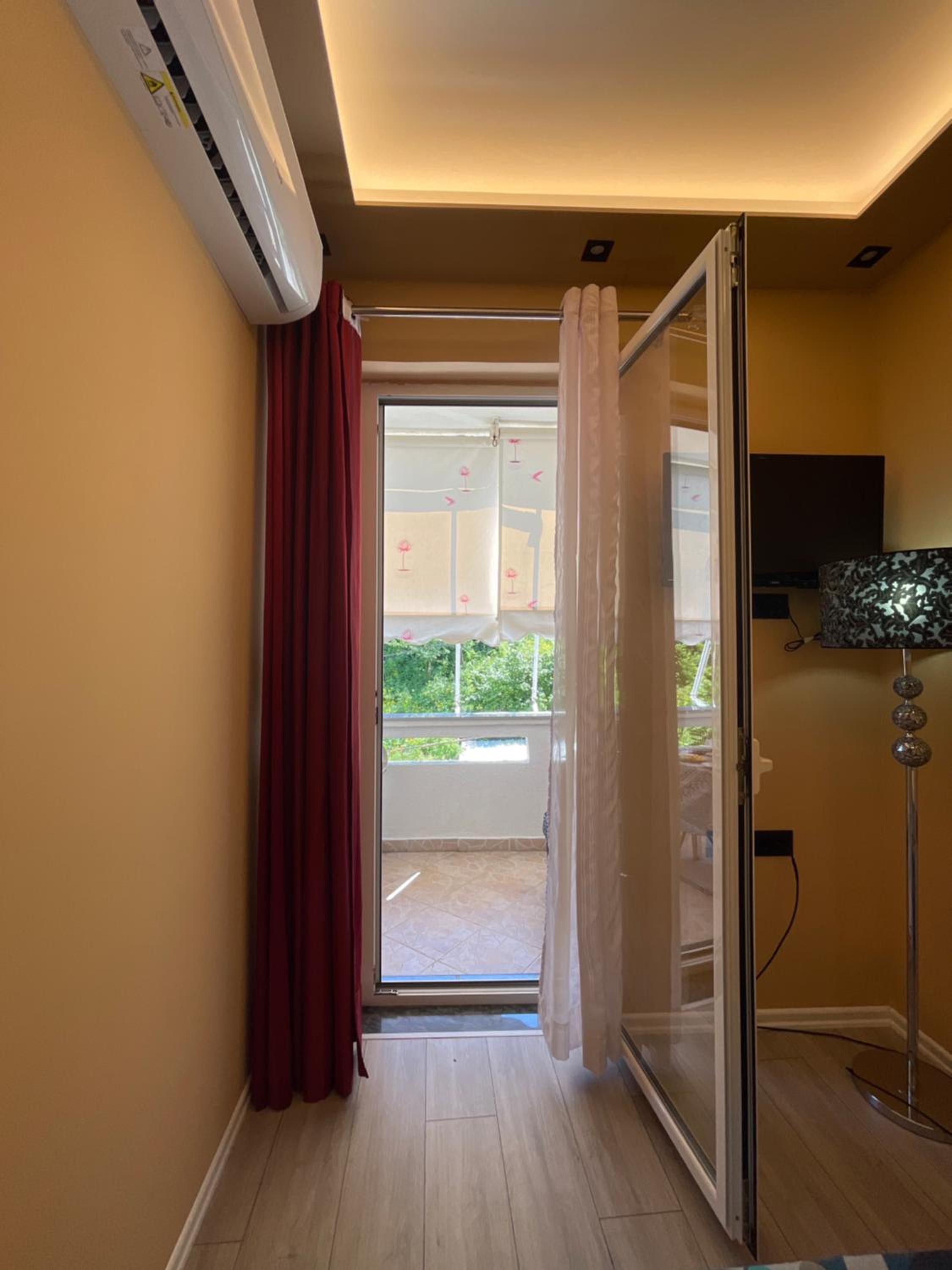 Latifi Guesthouse