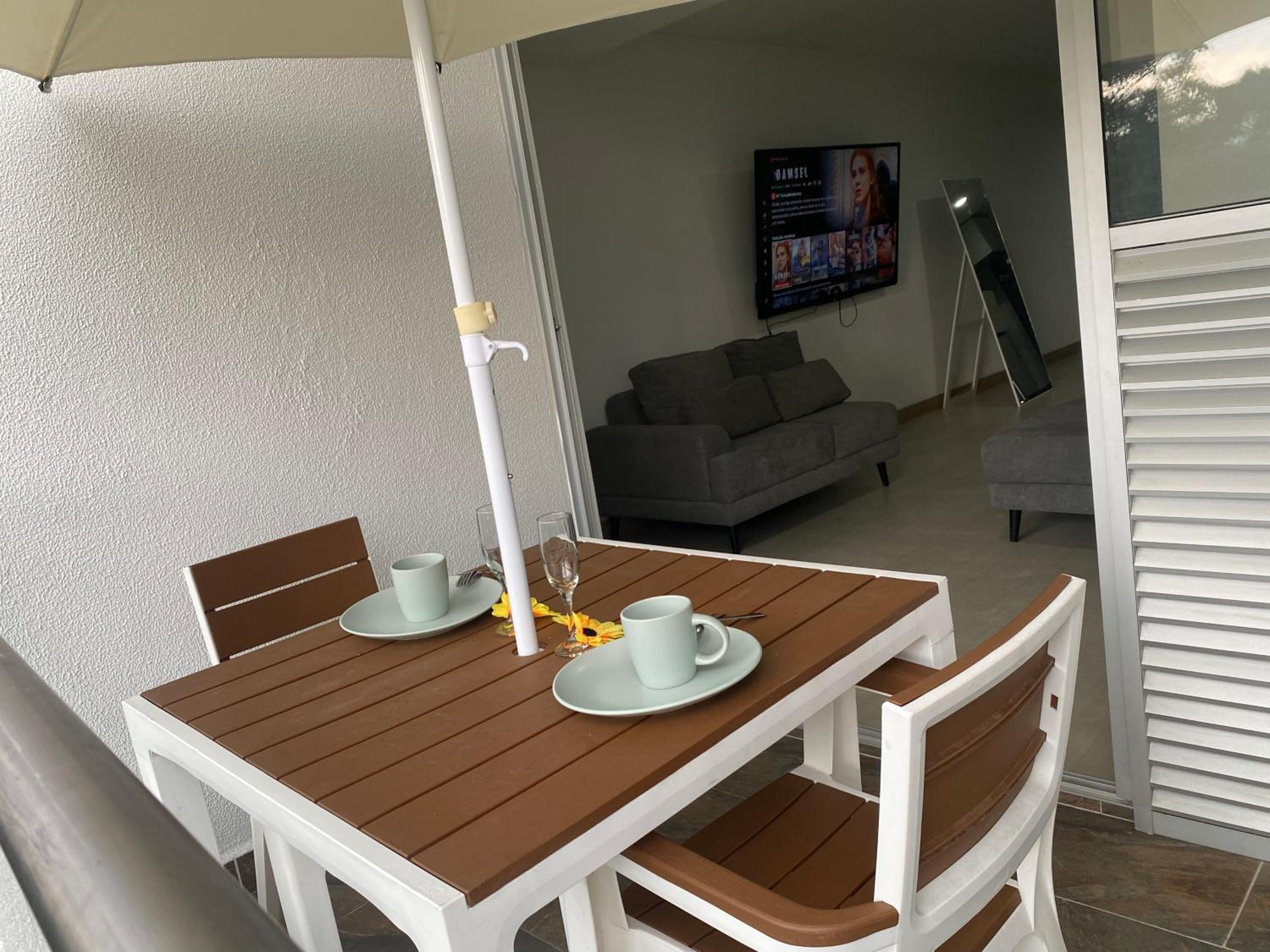 Hermoso Aparta suite con ingreso privado Piscina turco y gimnasio