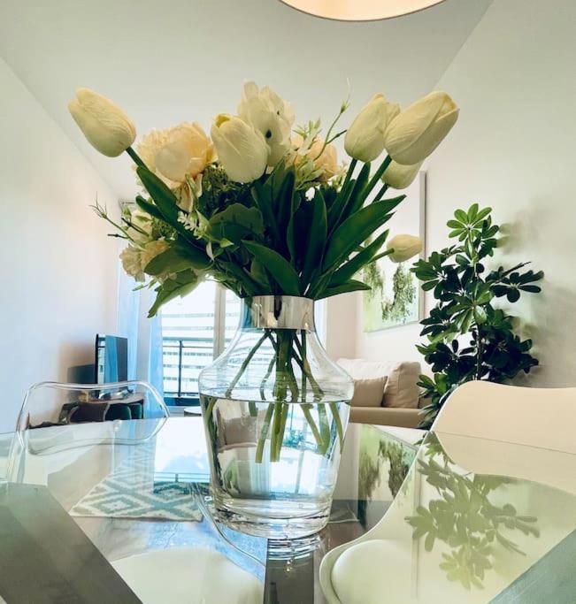 Business Apartament, Torre Australis