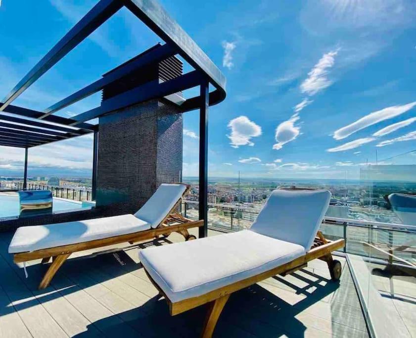 Business Apartament, Torre Australis