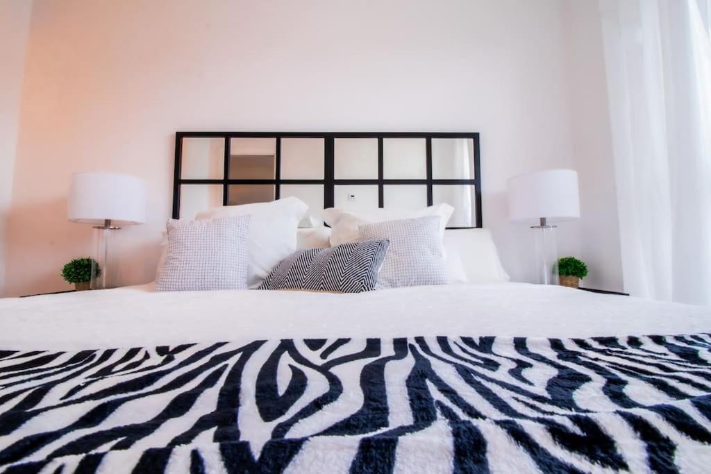 Business Apartament, Torre Australis