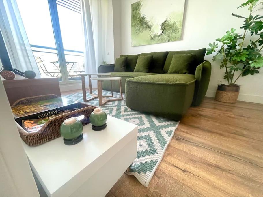 Business Apartament, Torre Australis