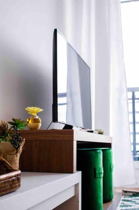 Business Apartament, Torre Australis