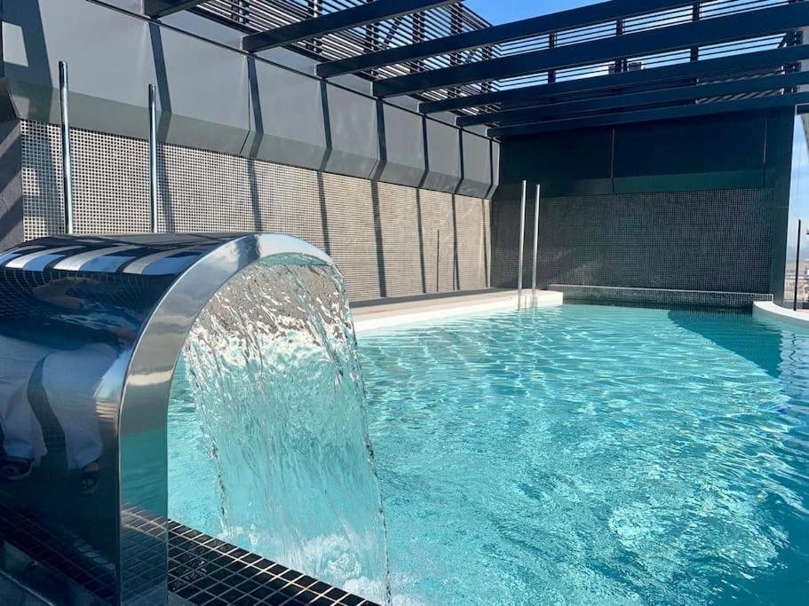 Business Apartament, Torre Australis