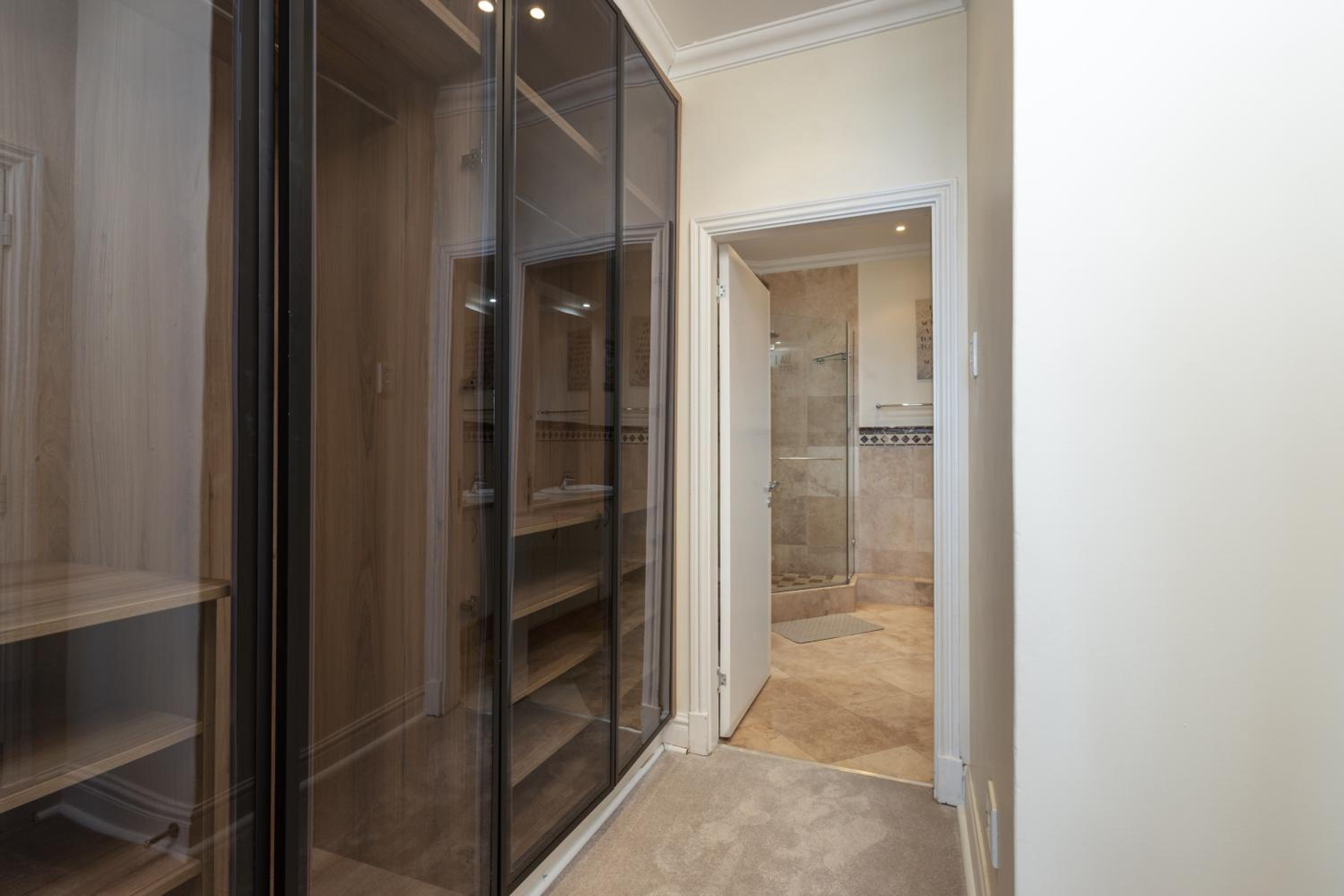 802 Oyster Schelles - by Stay in Umhlanga view 3