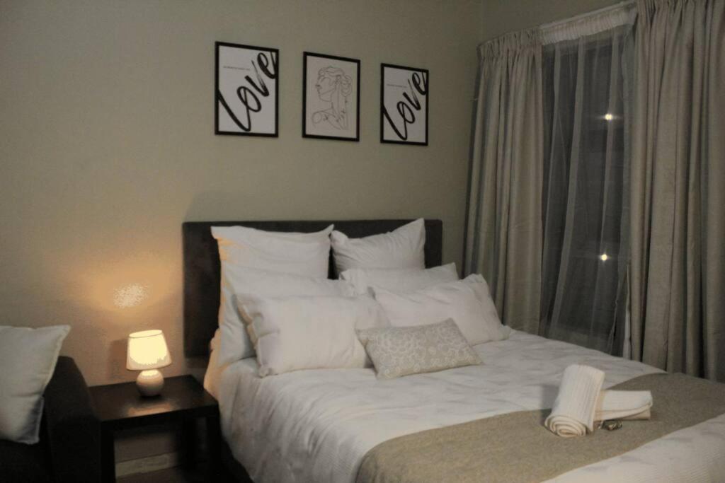 Cozy Studio in Midrand view 3