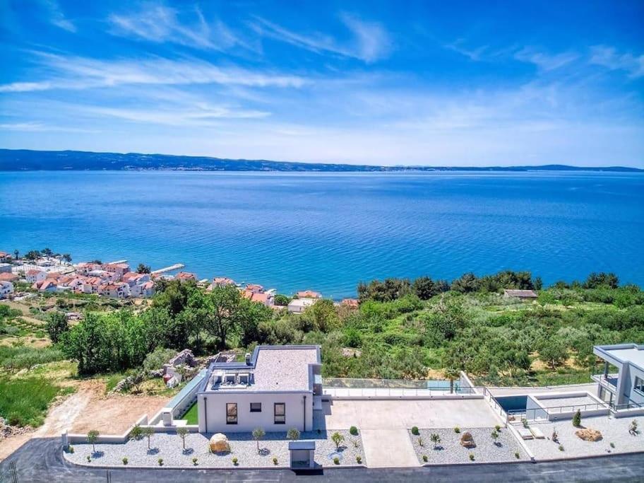 Villa Magic View Split with pool