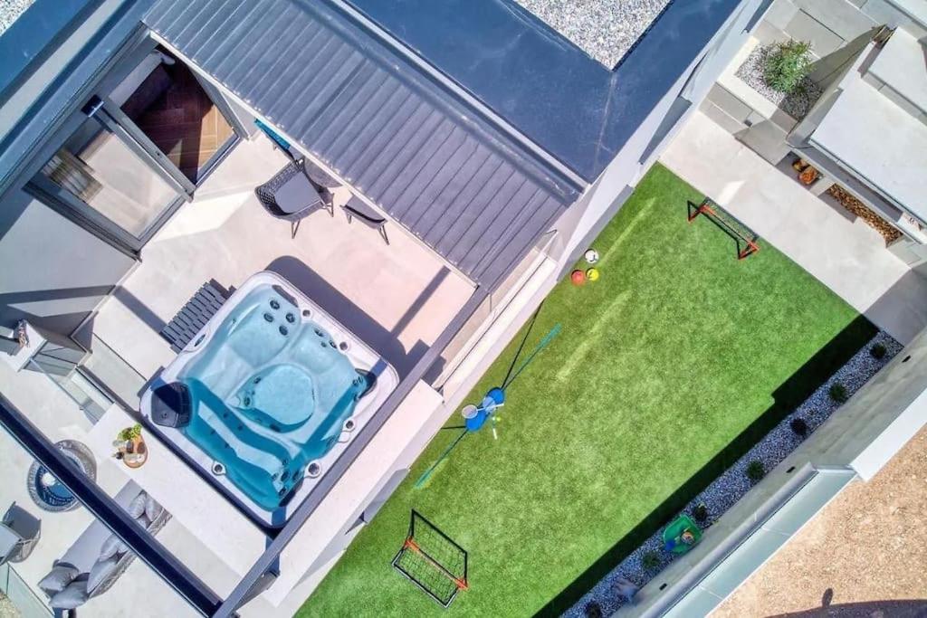 Villa Magic View Split with pool