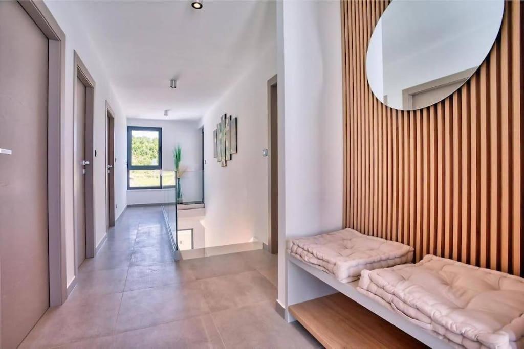 Villa Magic View Split with pool